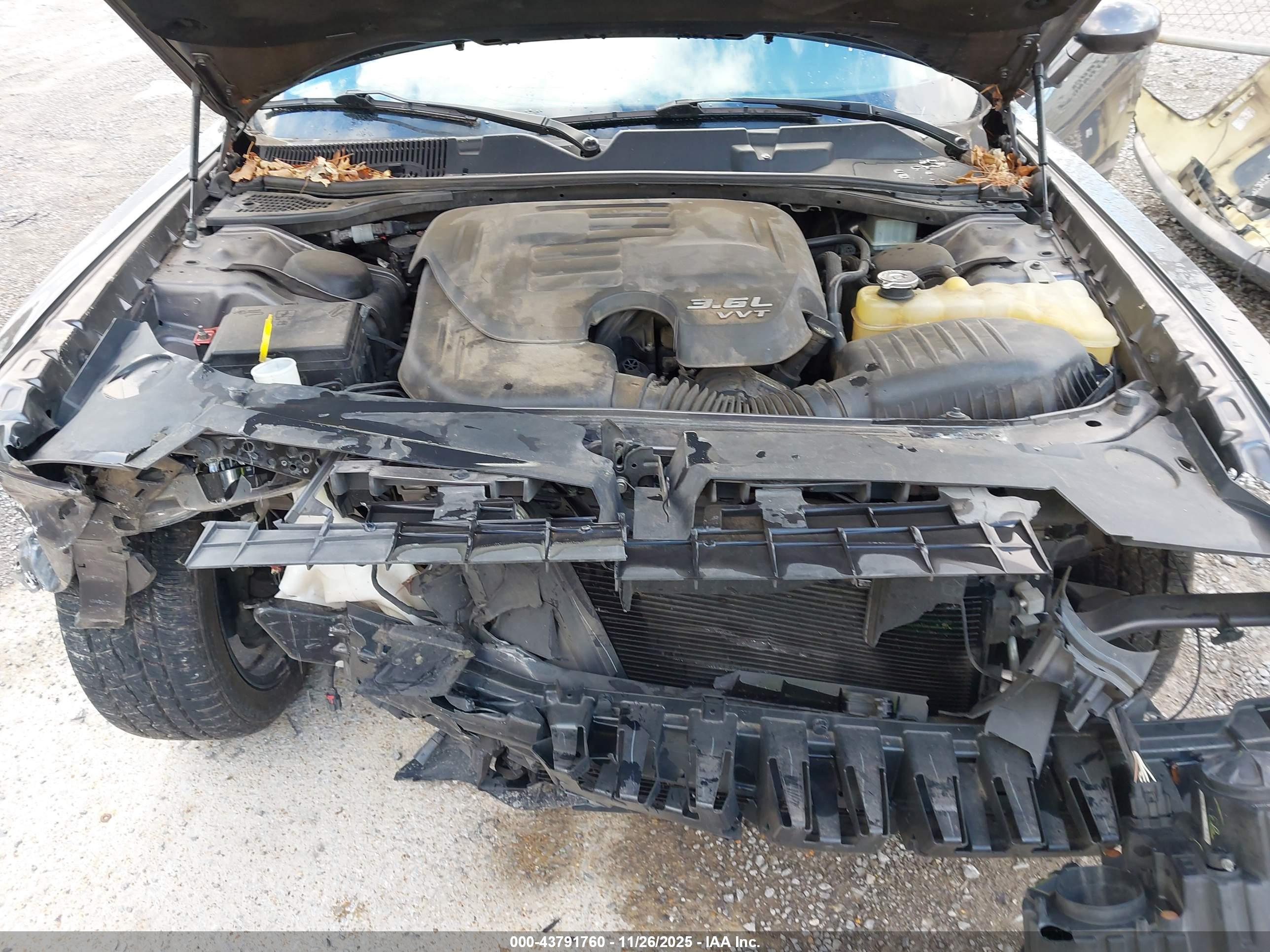 DODGE CHALLENGER image 10