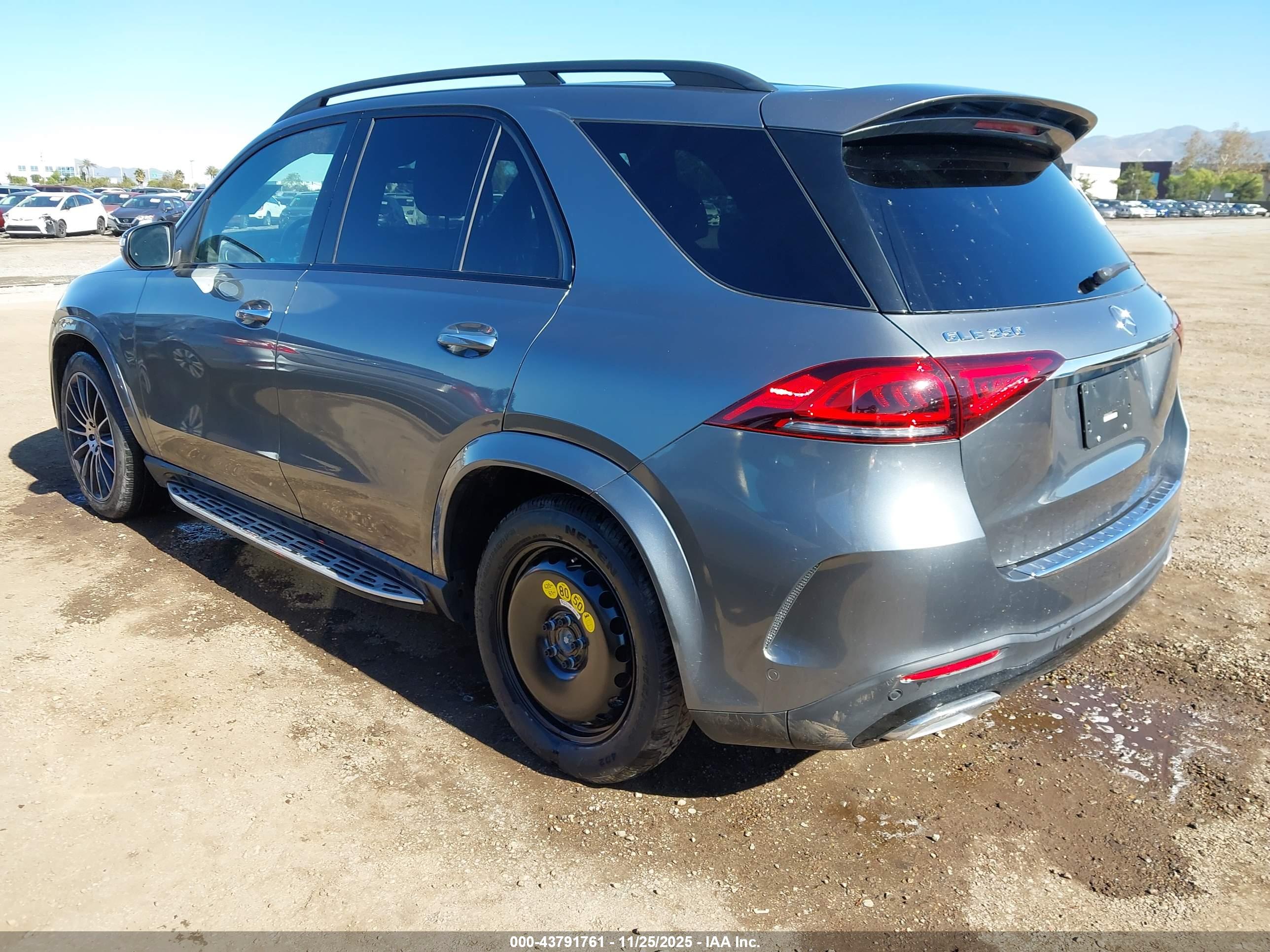 MERCEDES-BENZ GLE image 3