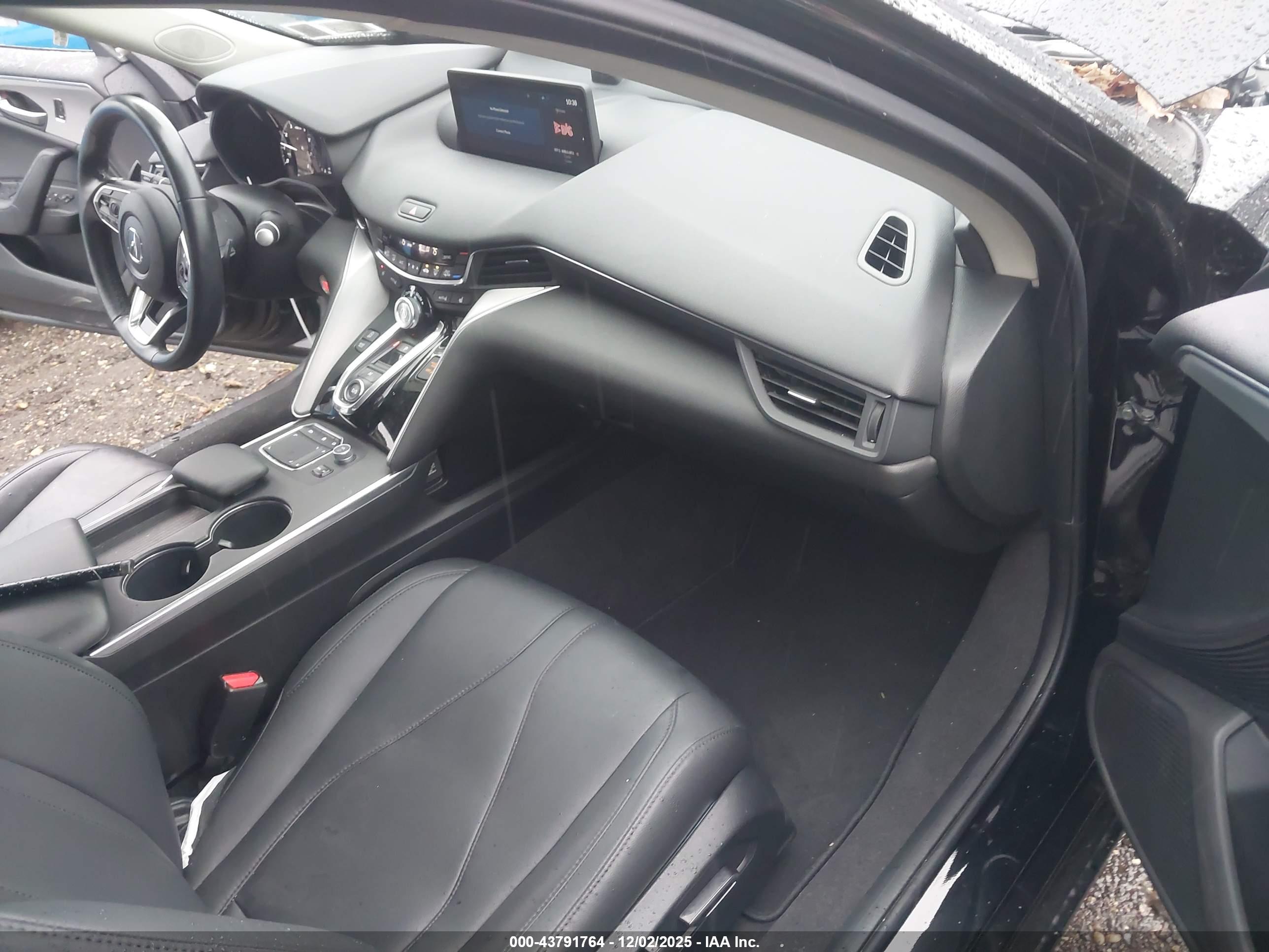 ACURA TLX image 5