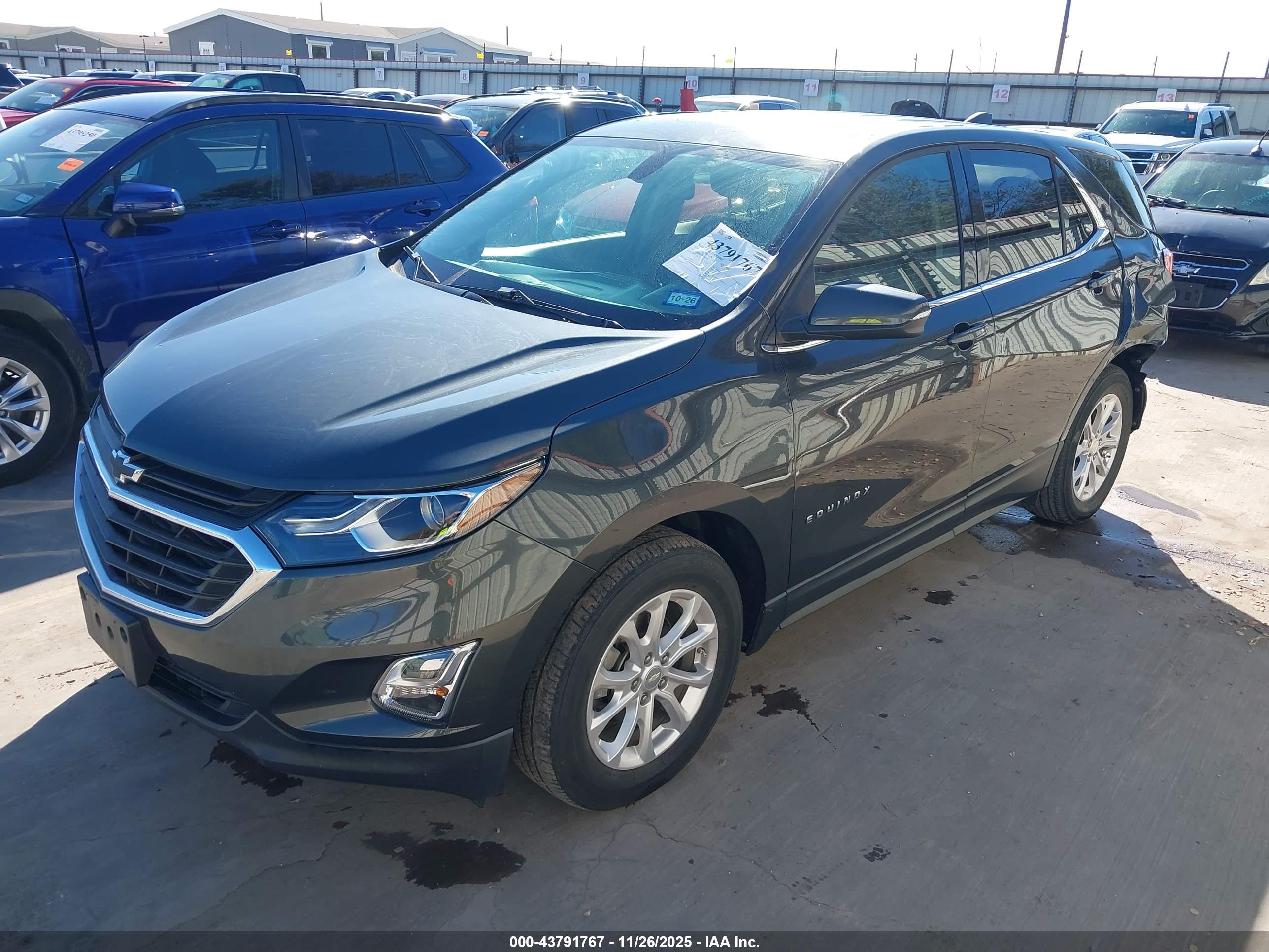 CHEVROLET EQUINOX image 2