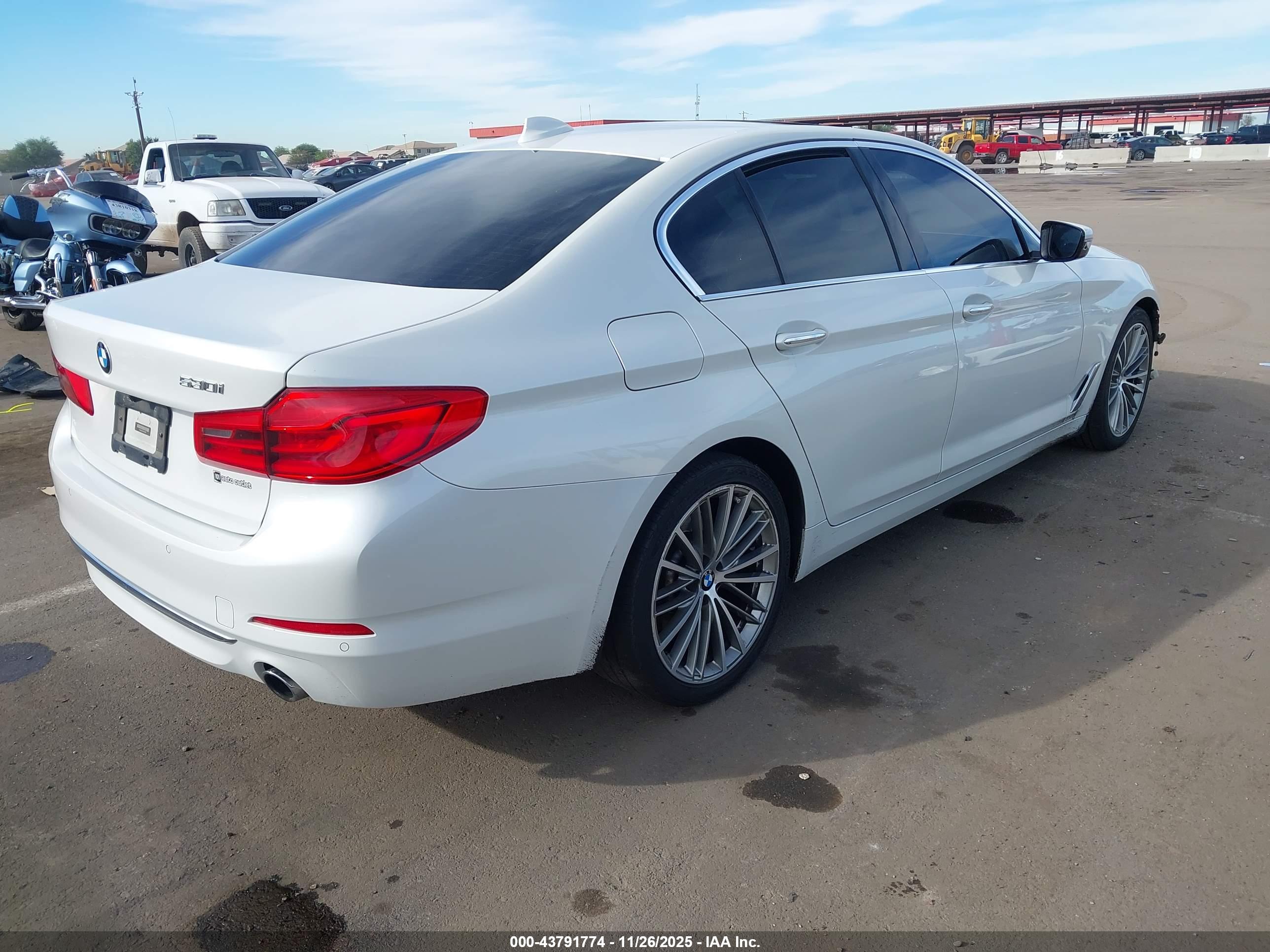 BMW 530I image 4