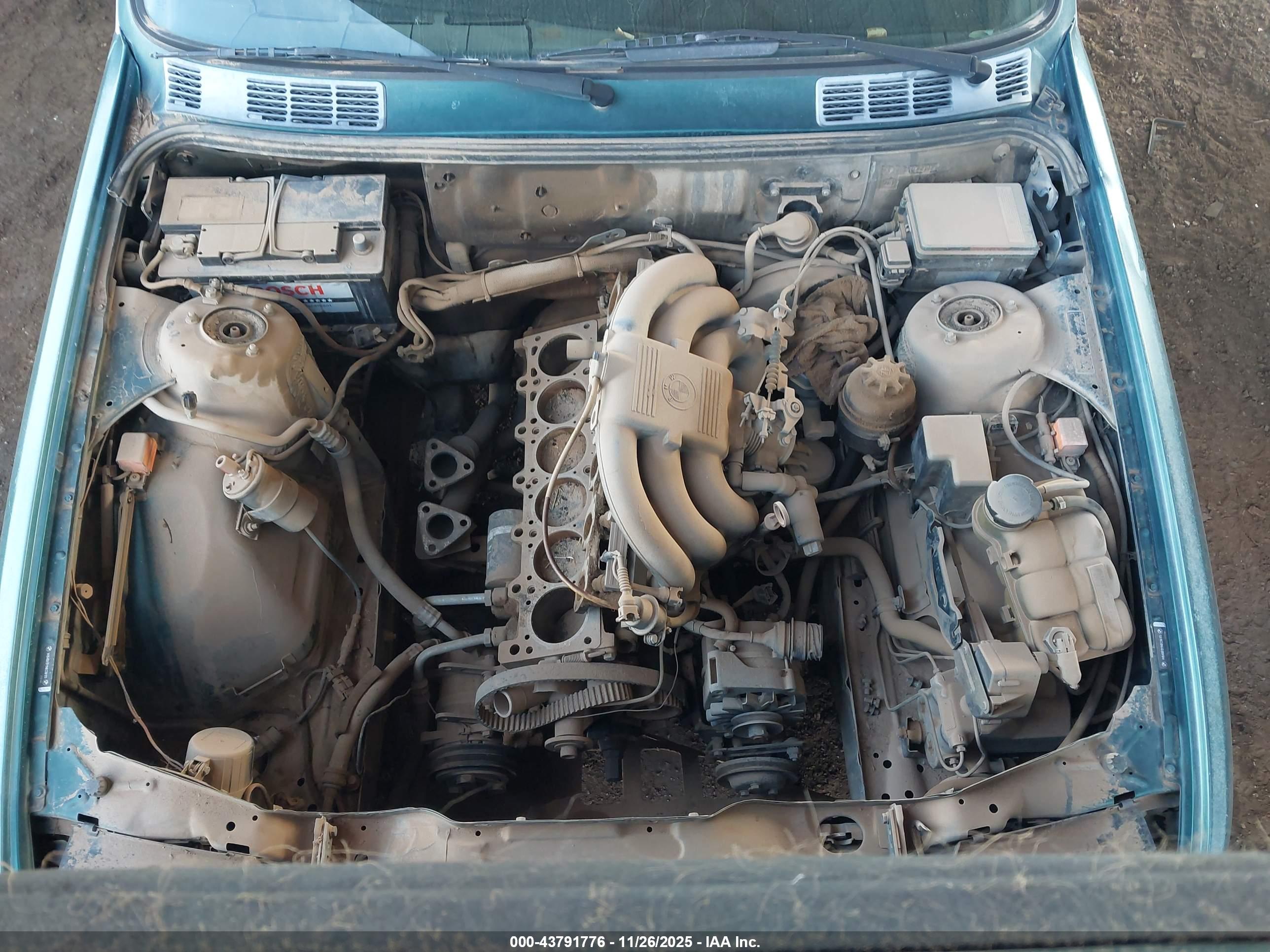 BMW 325 image 10