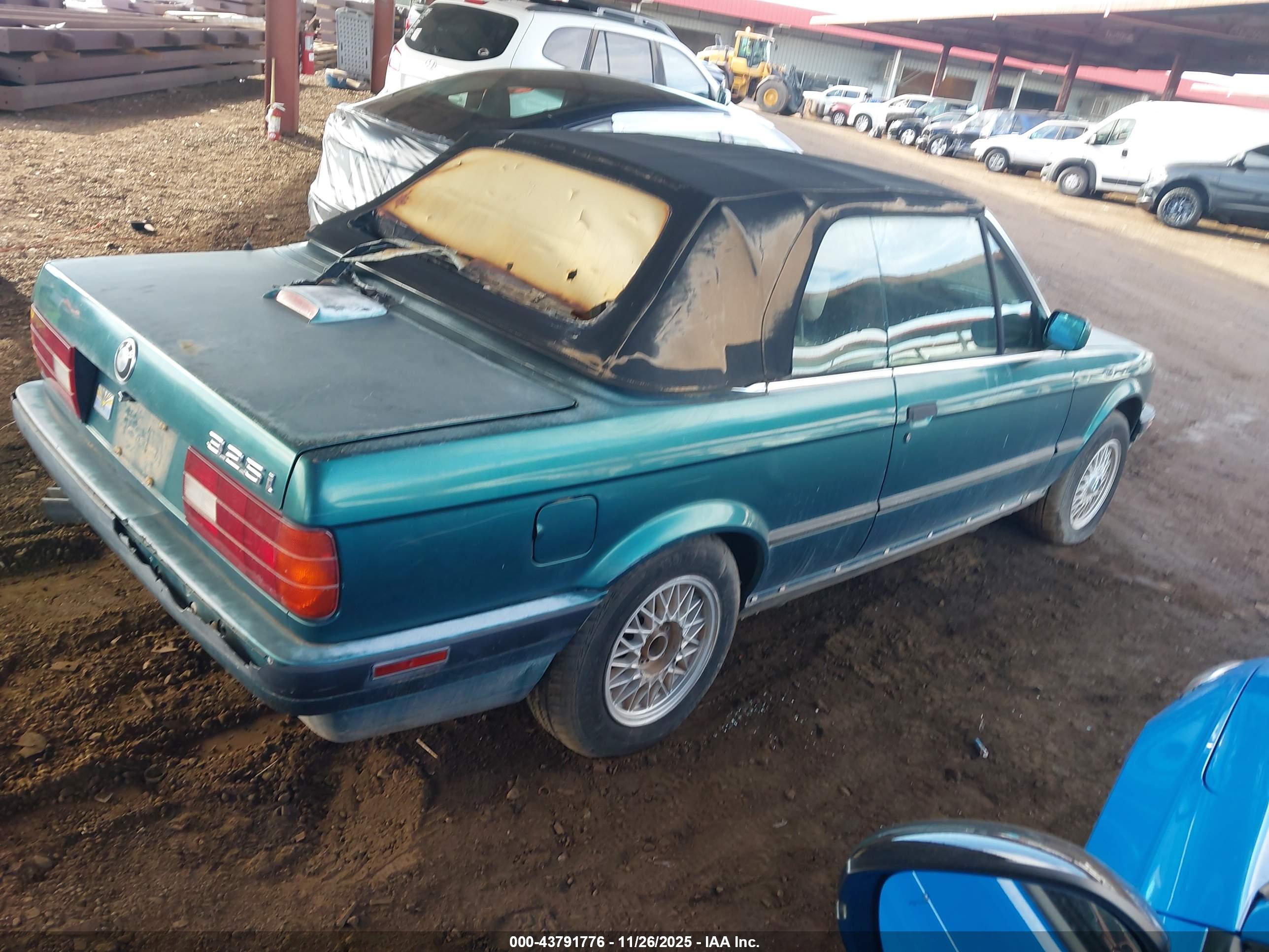 BMW 325 image 4