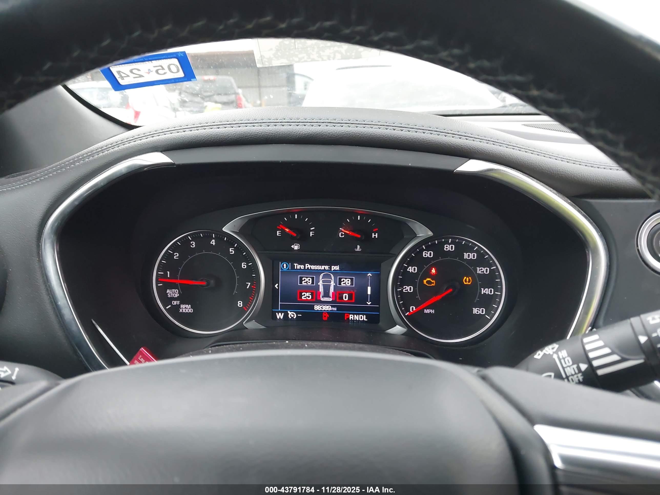 CHEVROLET BLAZER image 7