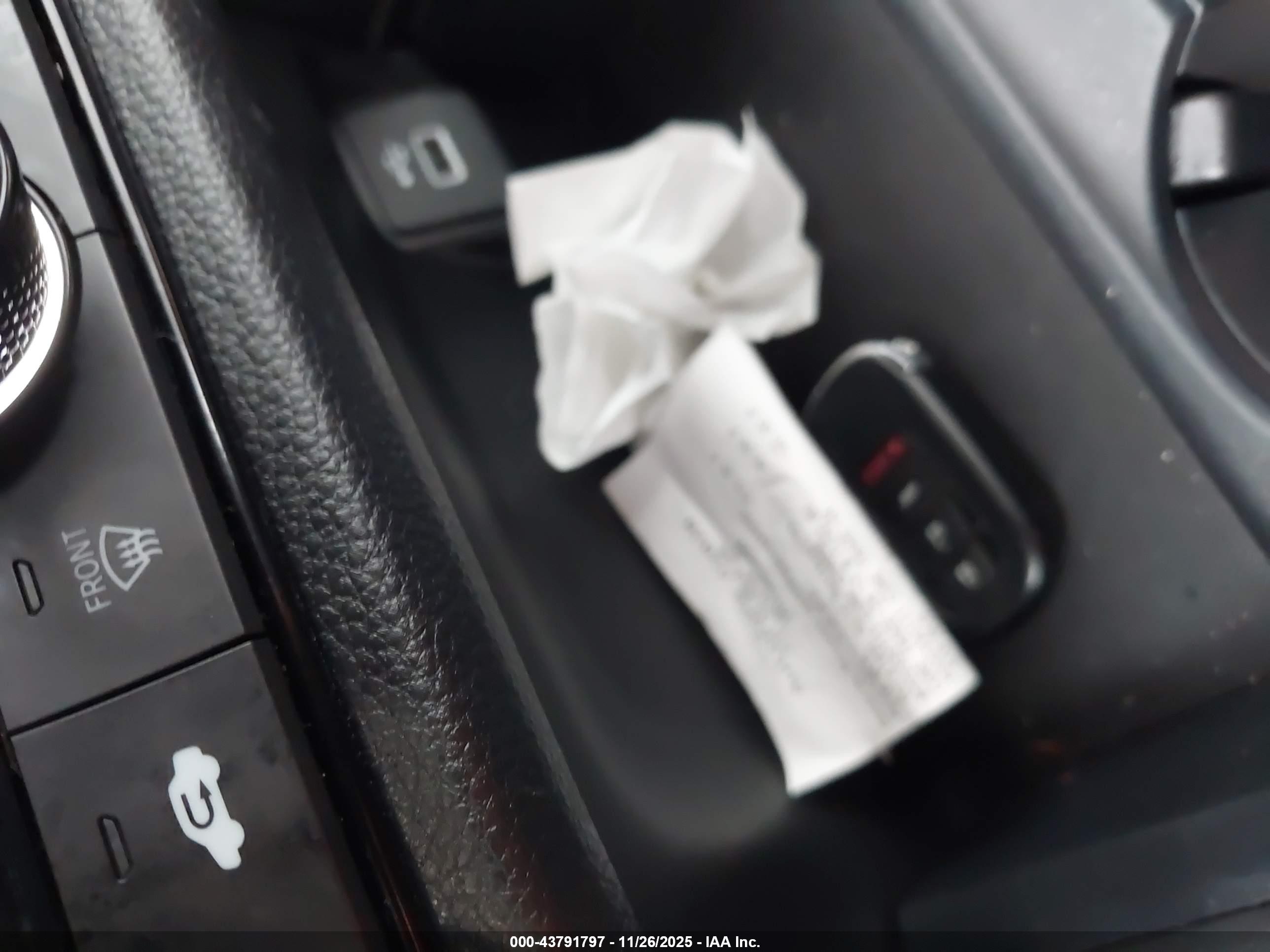 HONDA HR-V image 11