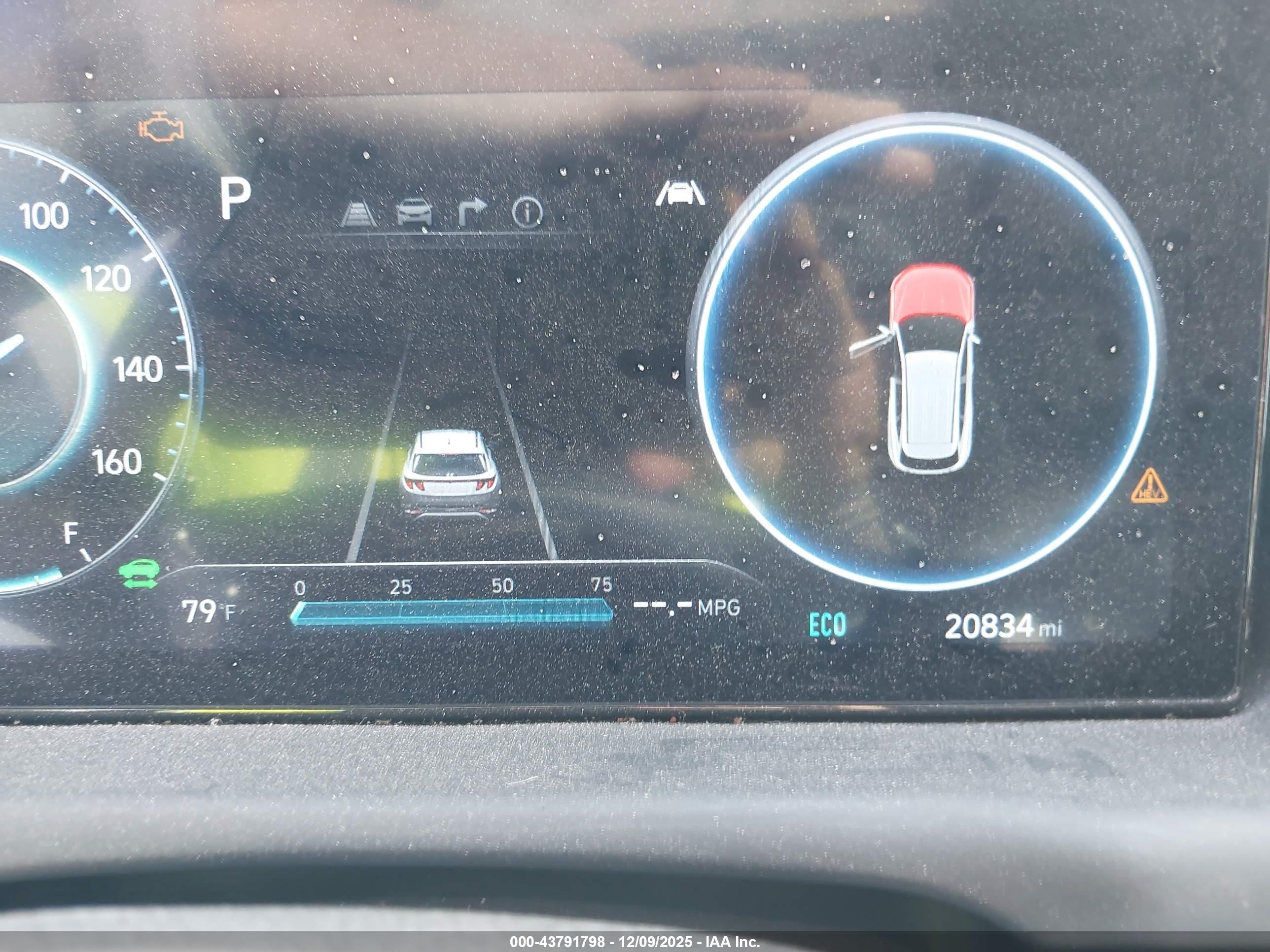 HYUNDAI TUCSON image 7