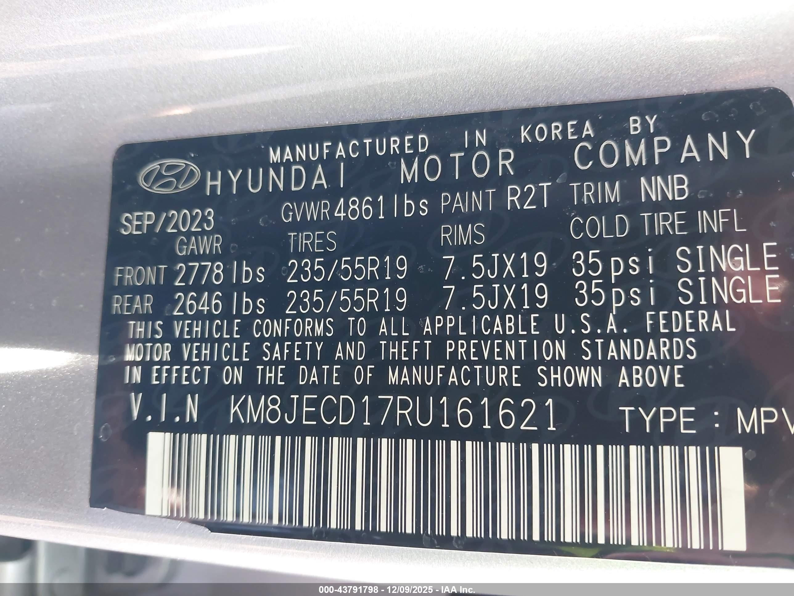 HYUNDAI TUCSON image 9