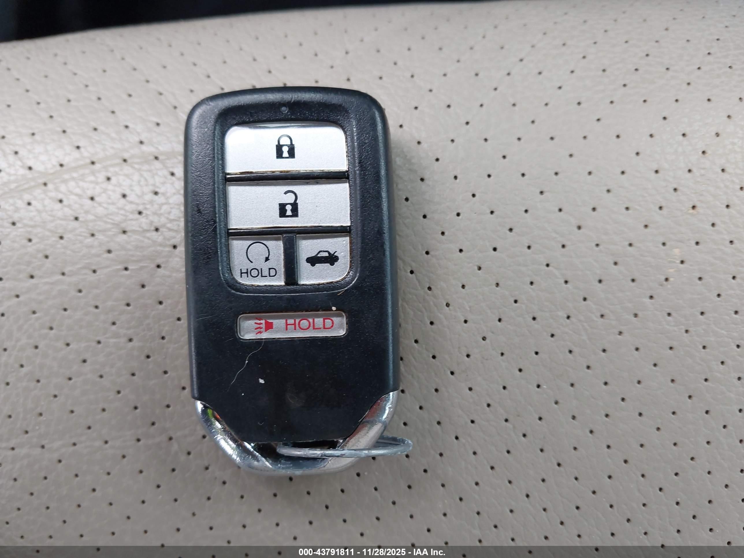 HONDA ACCORD image 11