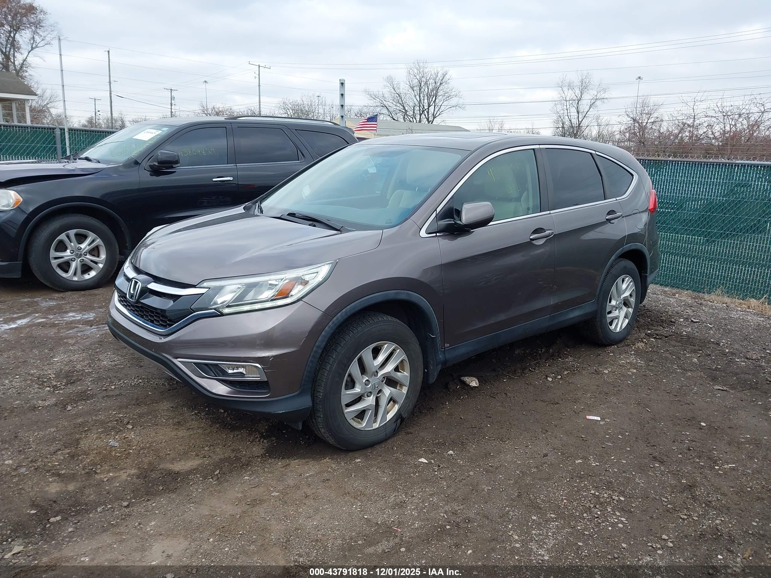 HONDA CR-V image 2
