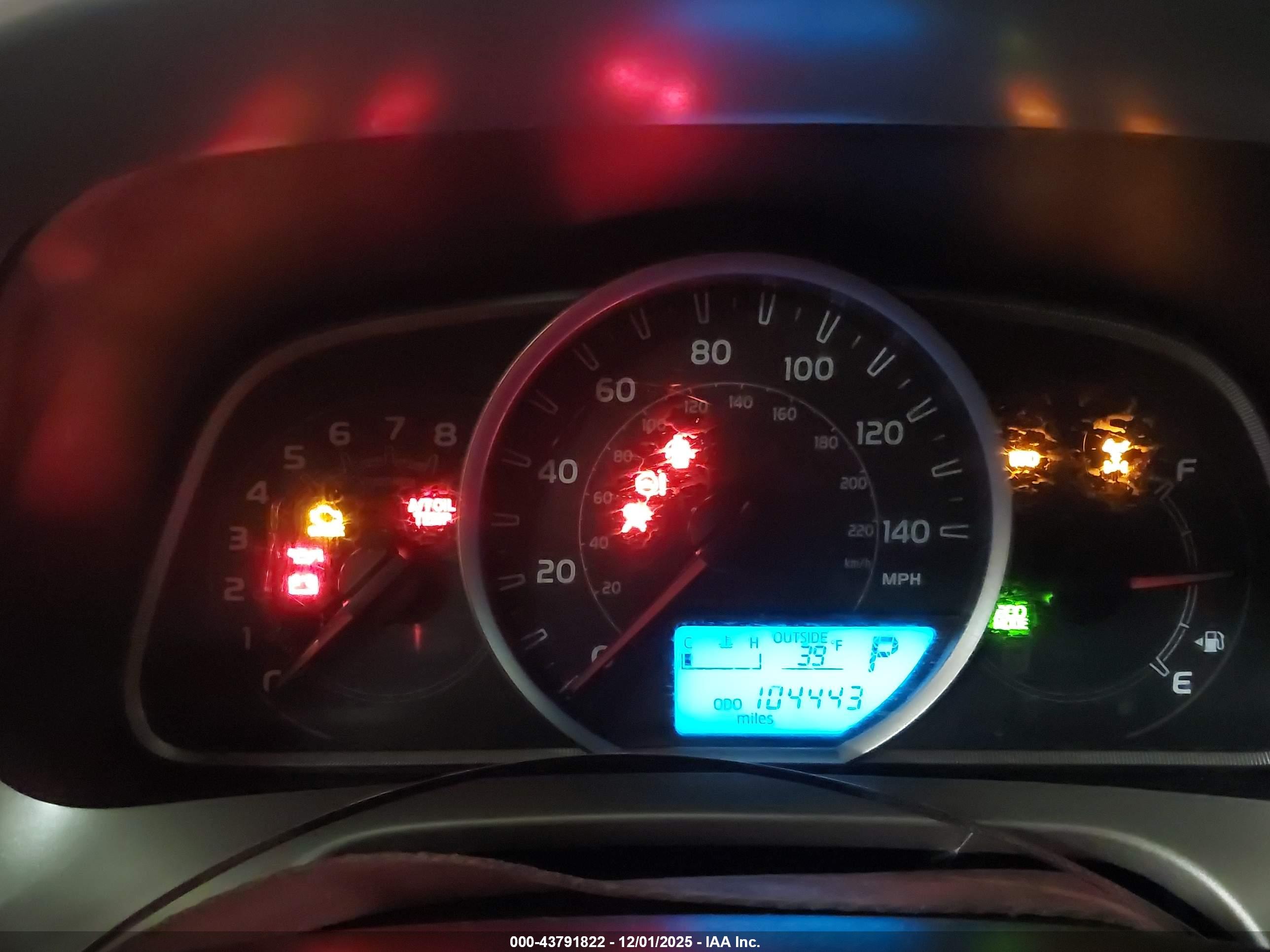 TOYOTA RAV4 image 7
