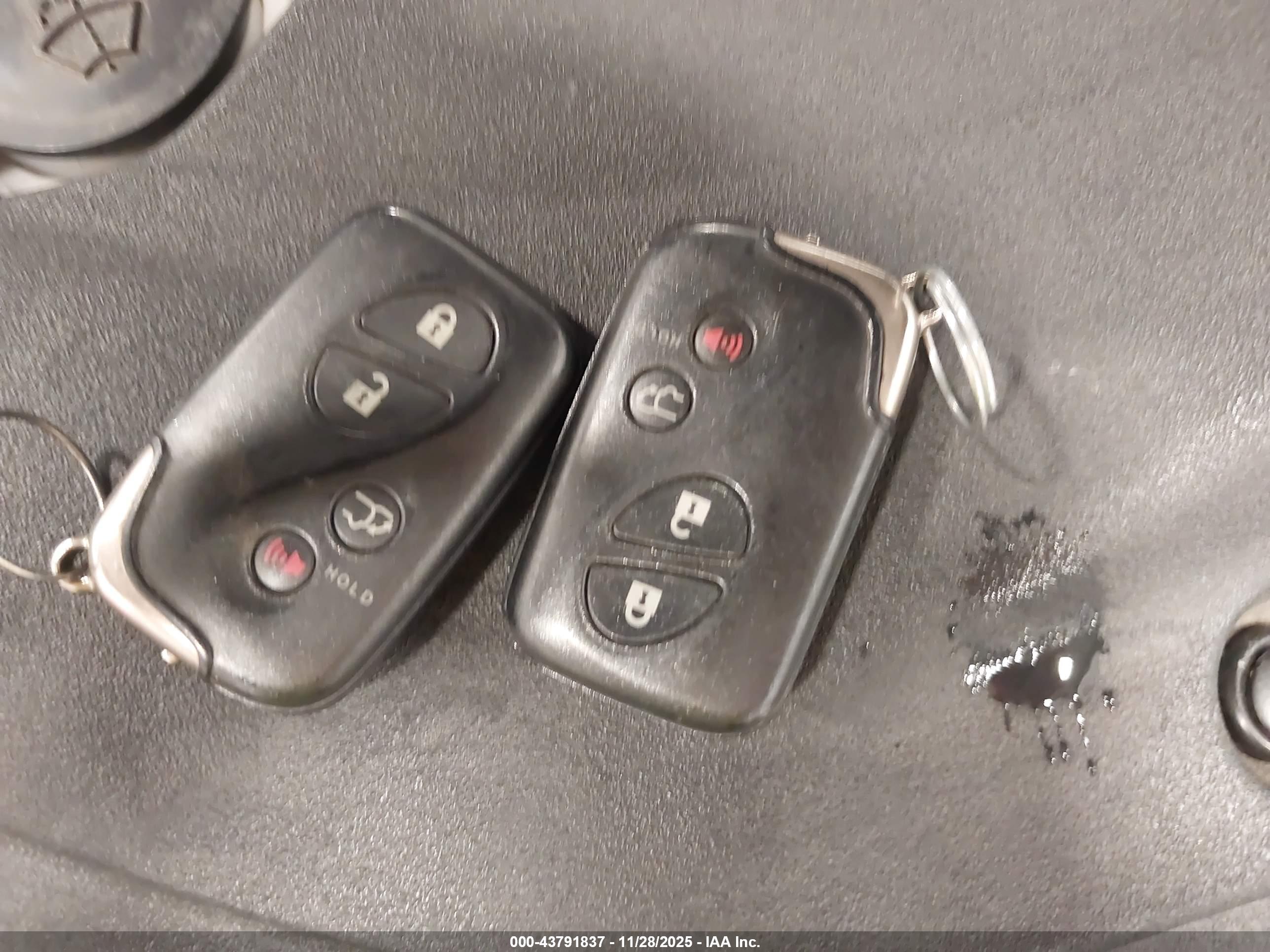 LEXUS RX image 11