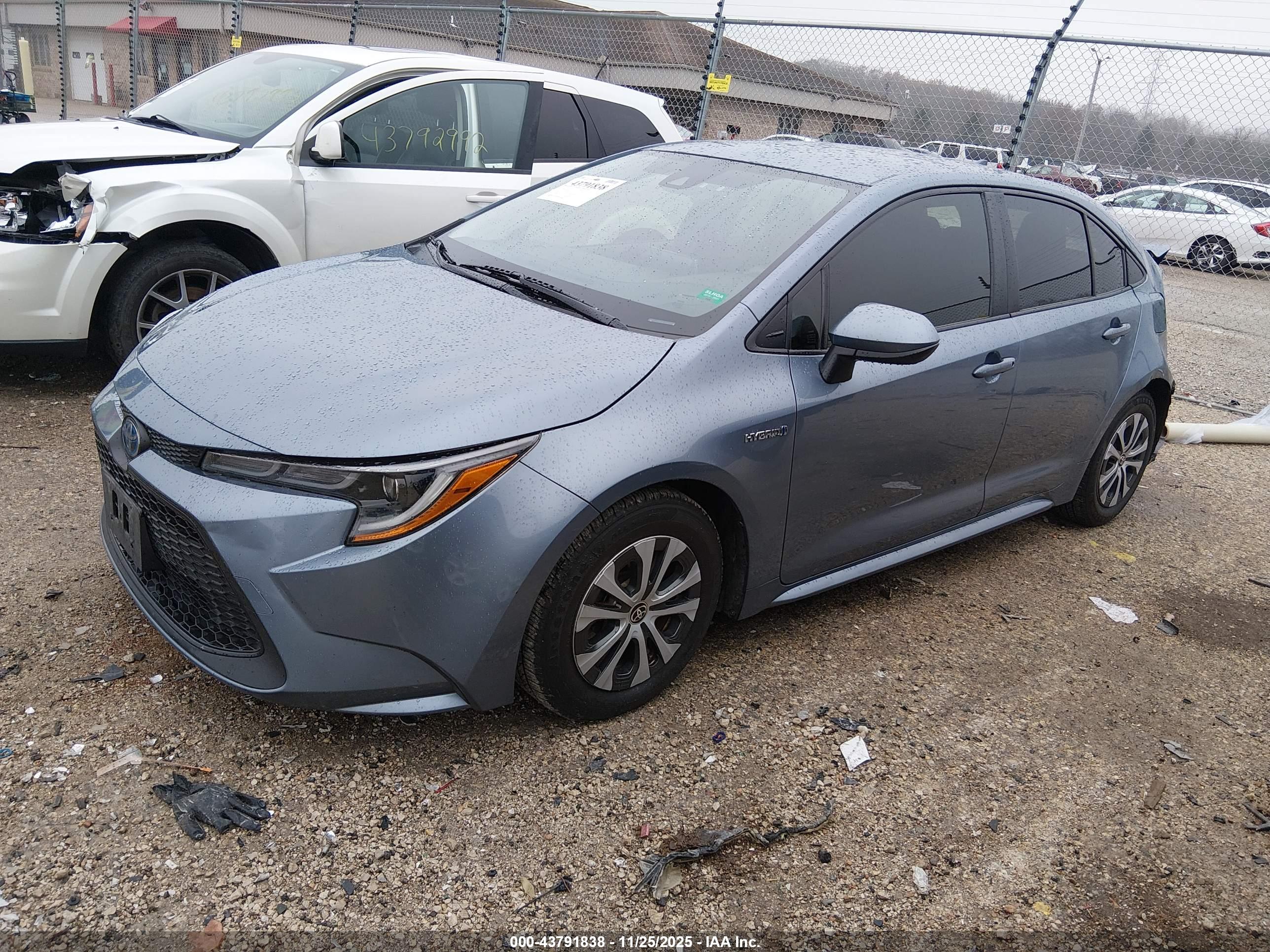 TOYOTA COROLLA image 2