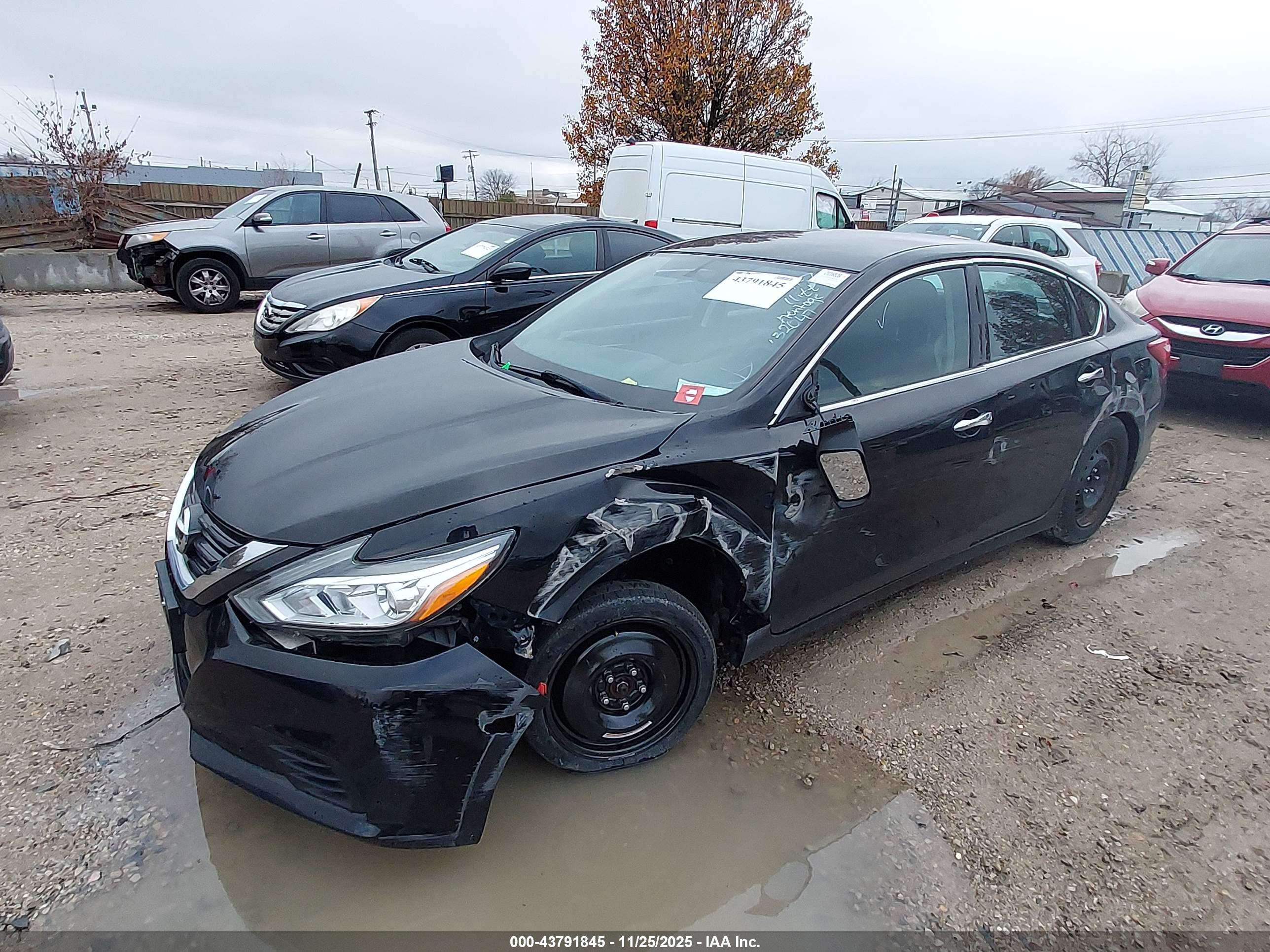 NISSAN ALTIMA image 2