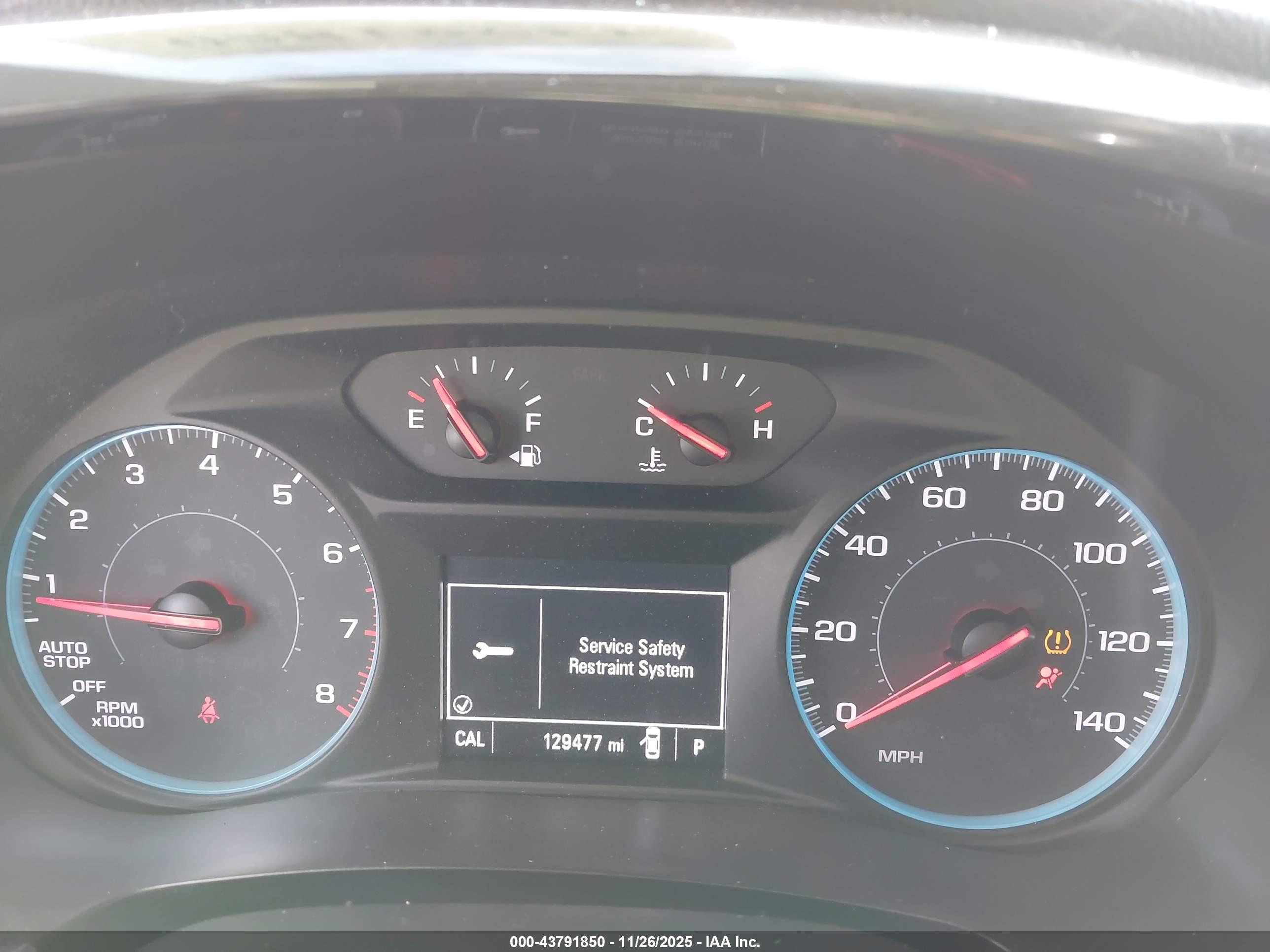 CHEVROLET TRAVERSE image 7