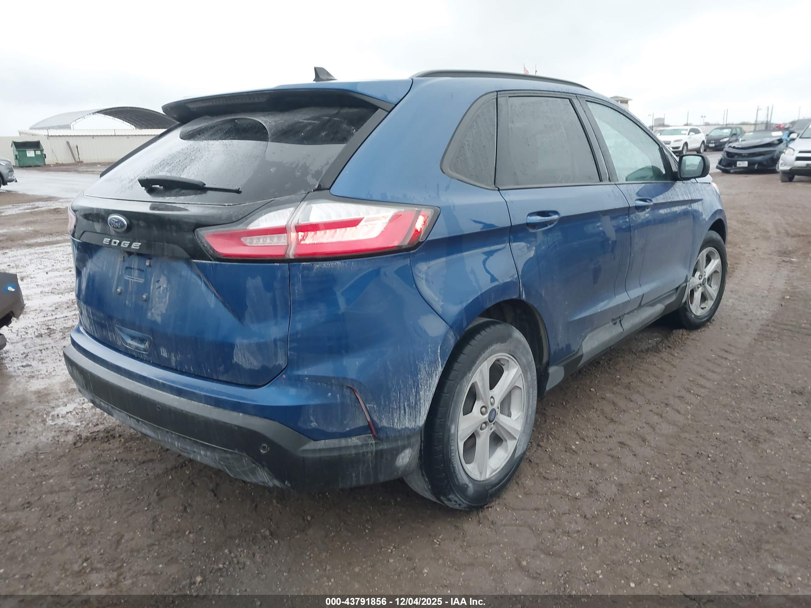 FORD EDGE image 4