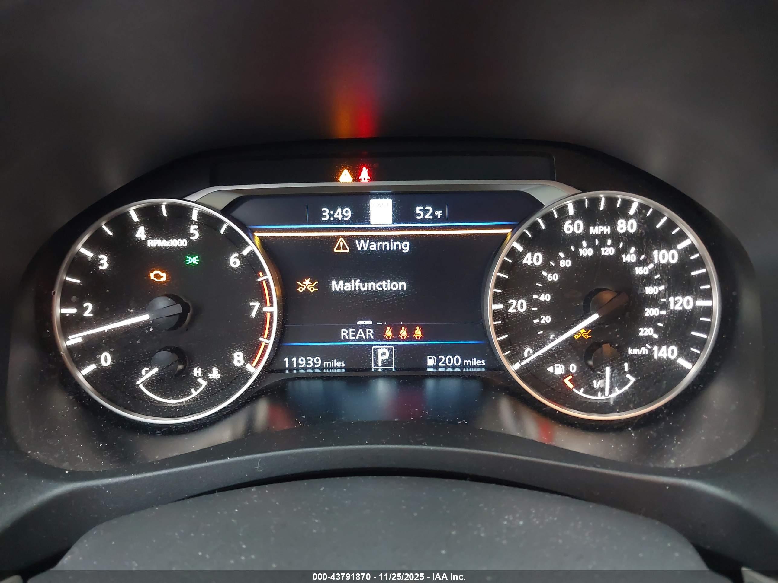 NISSAN ALTIMA image 7