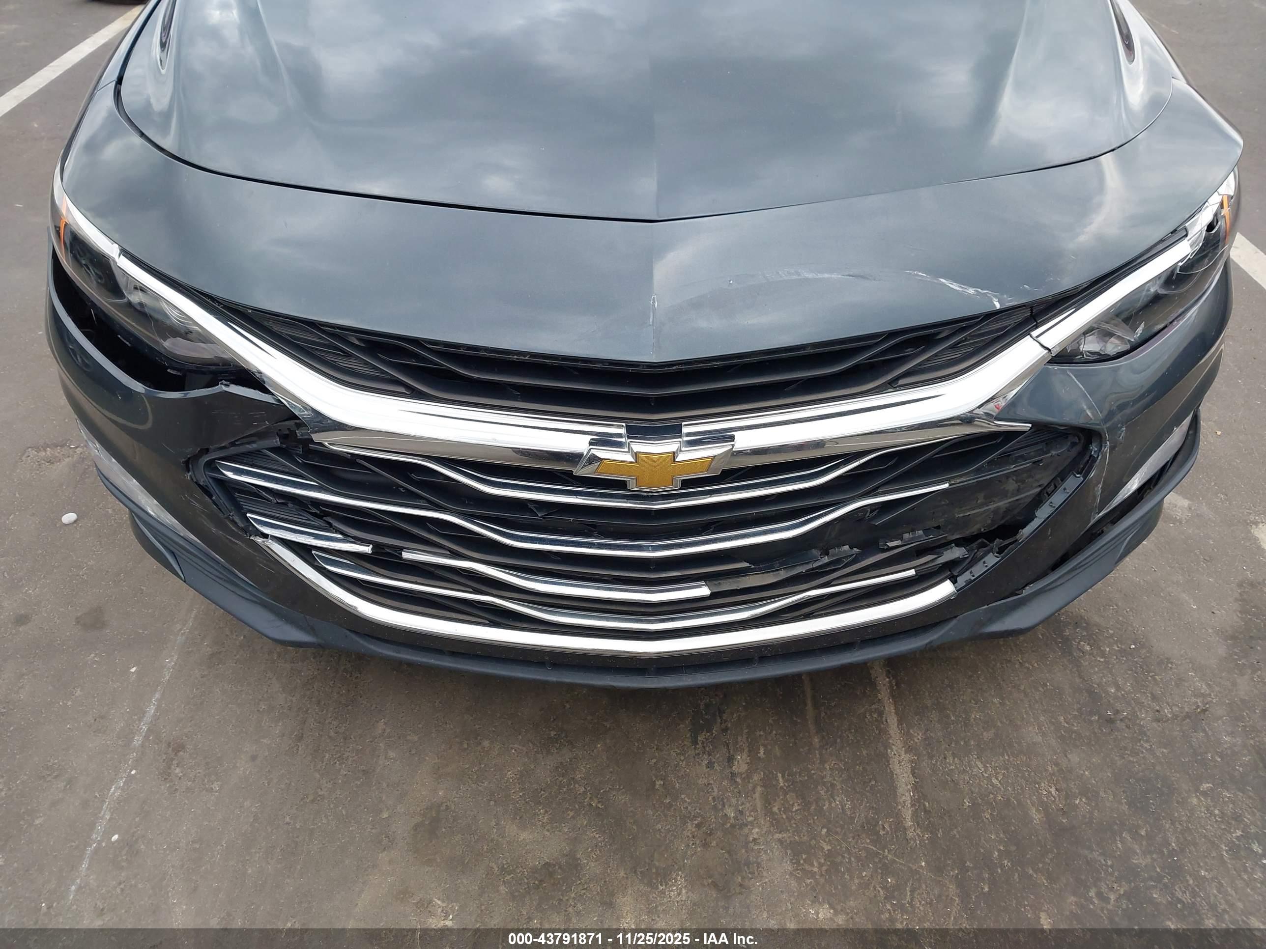 CHEVROLET MALIBU image 6
