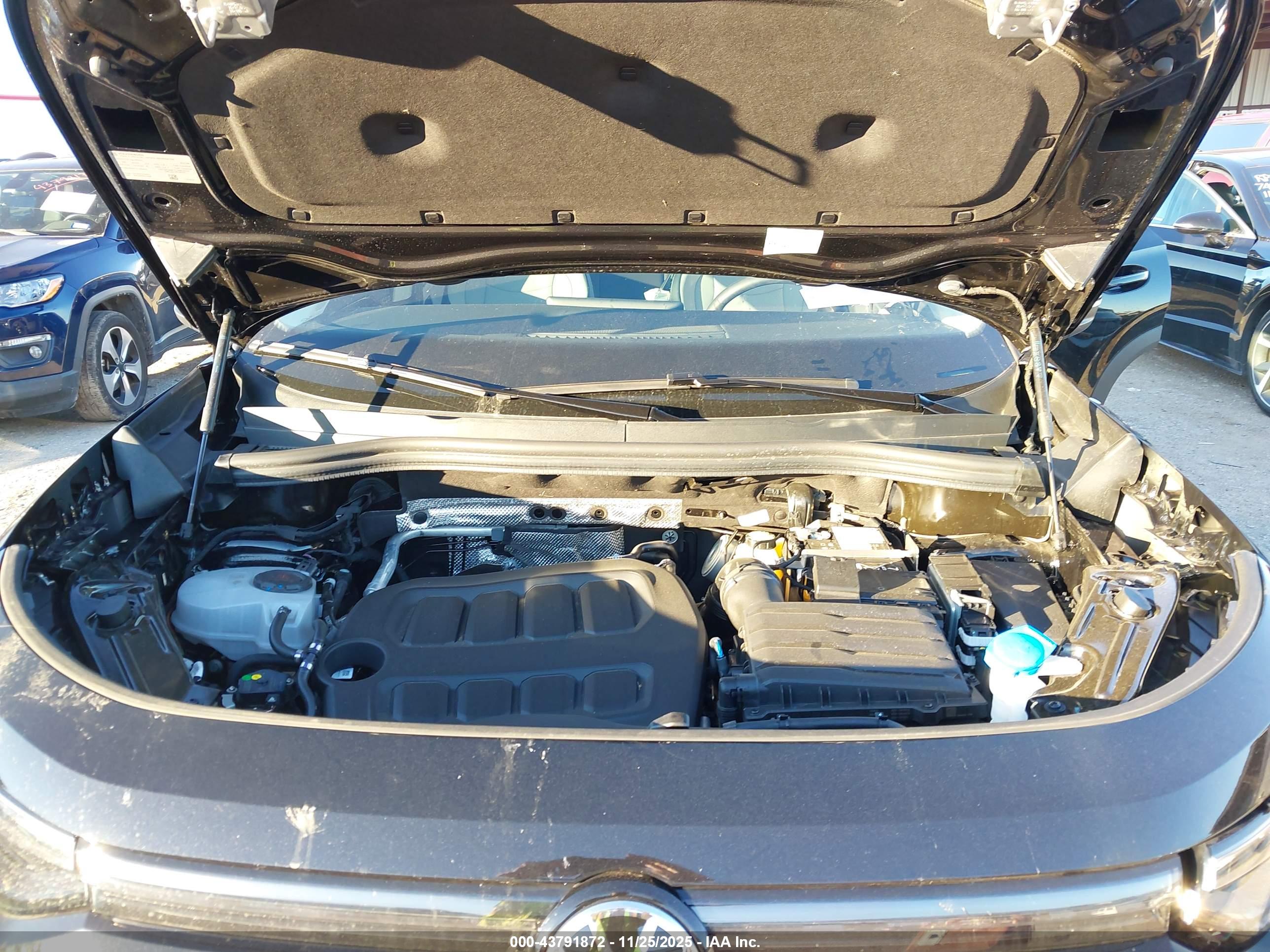 VOLKSWAGEN TIGUAN image 10