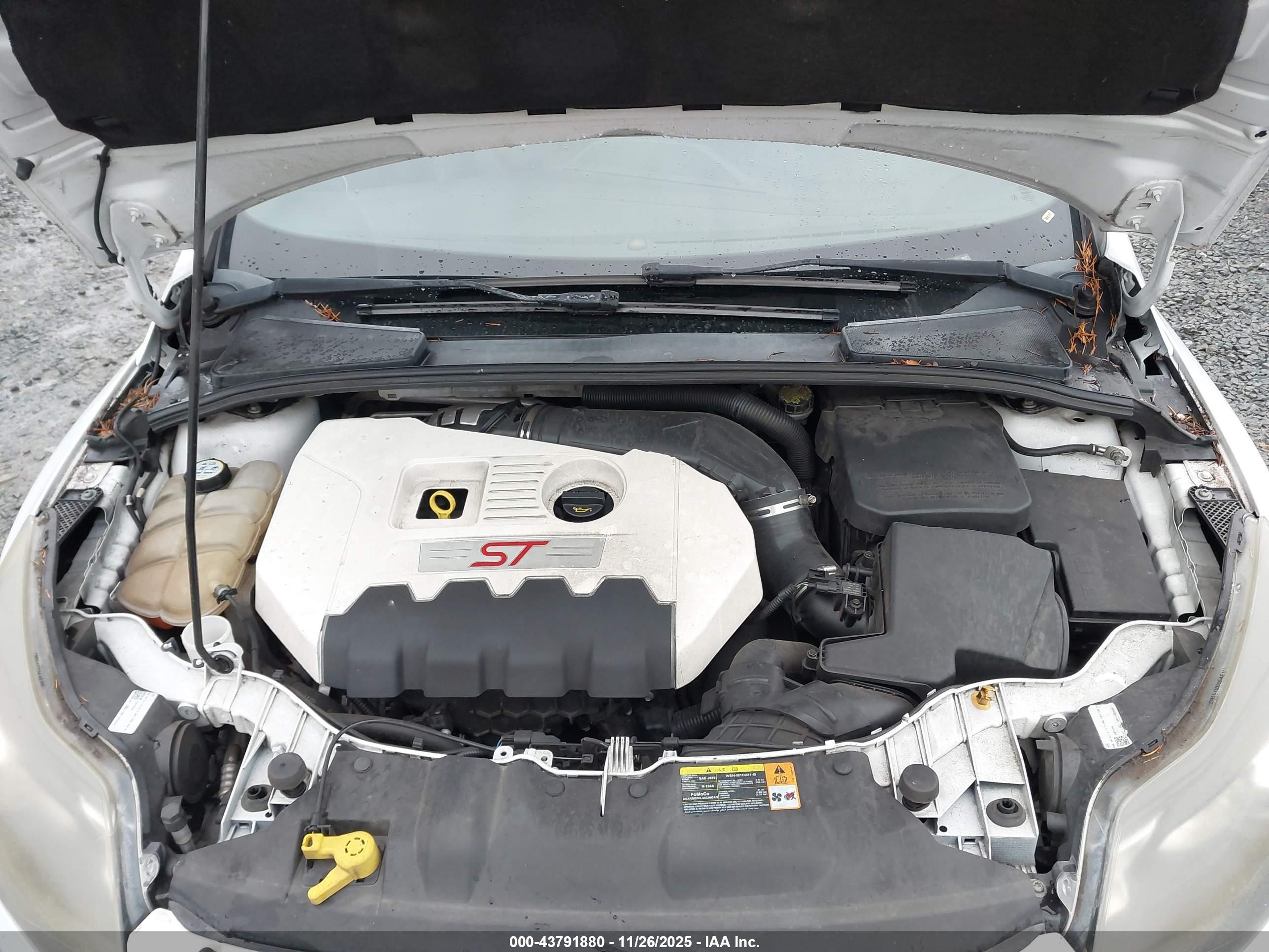 FORD FOCUS image 10