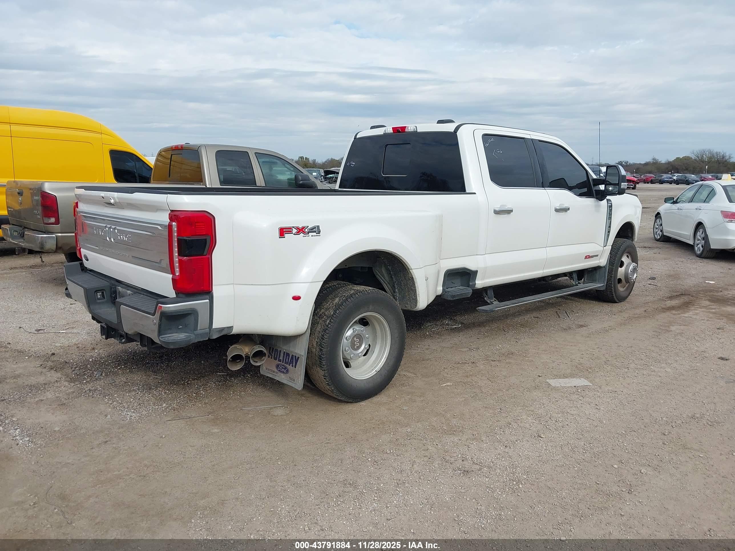 FORD F-350 image 4