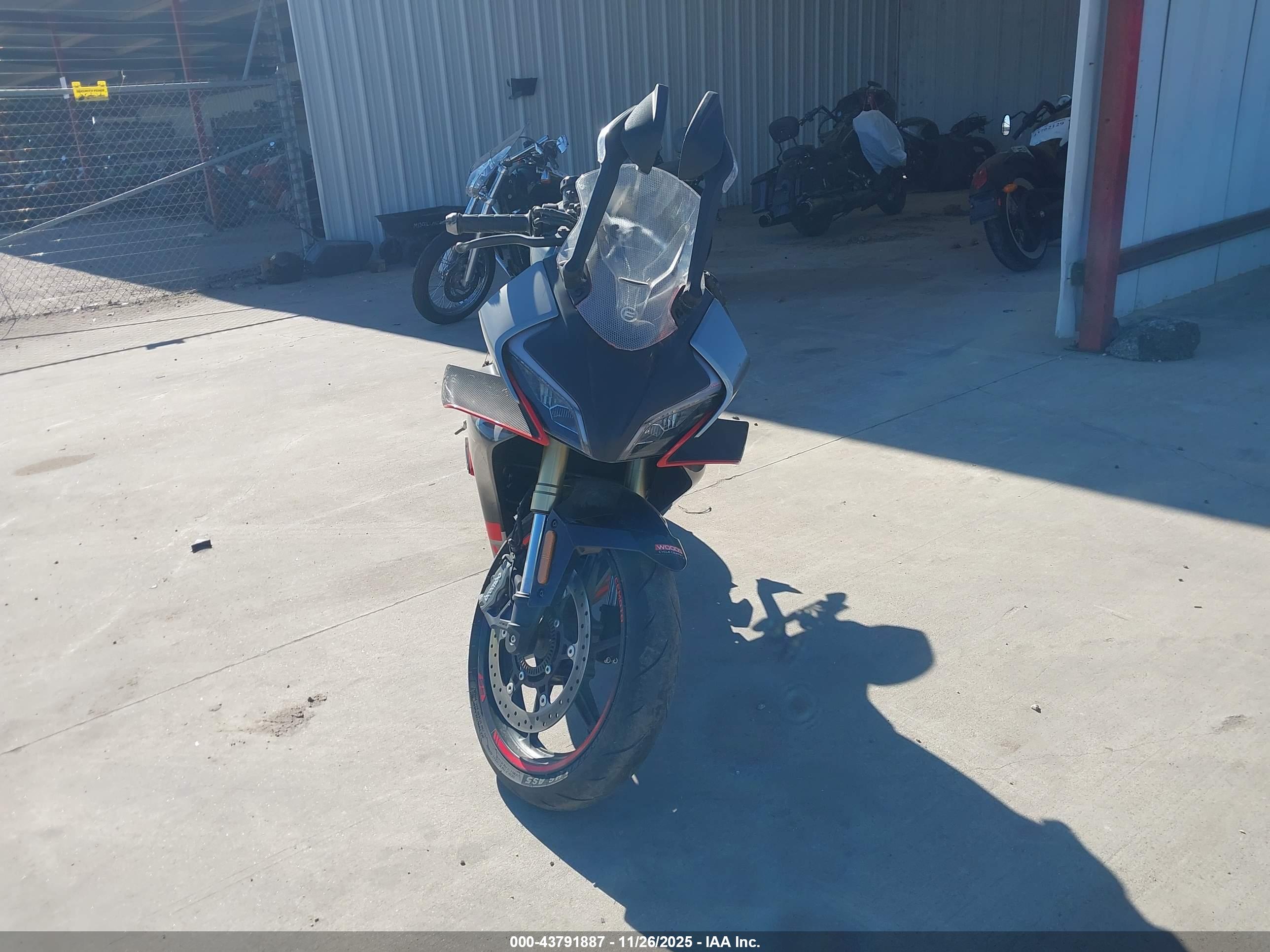 CF MOTO image 5
