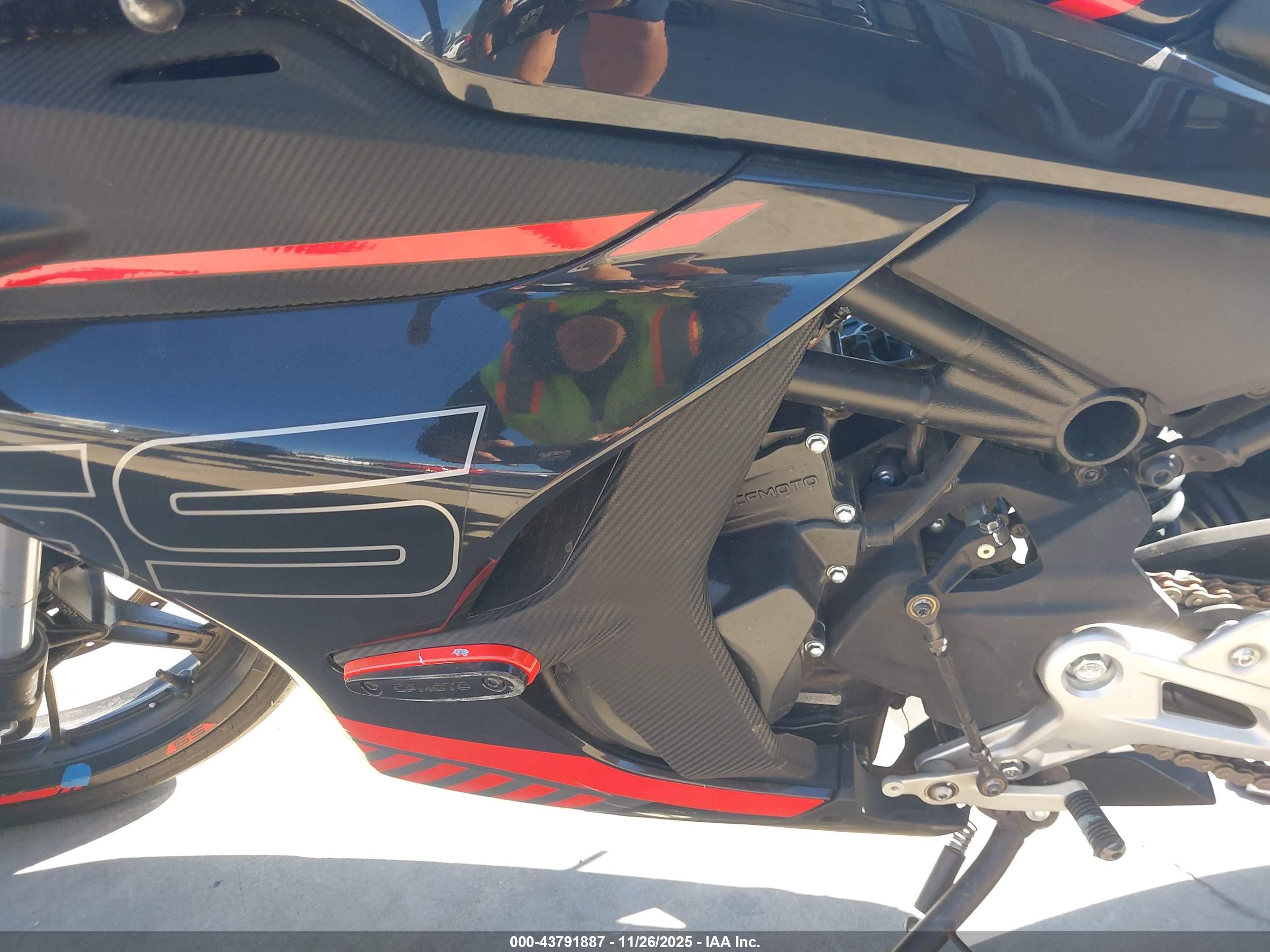 CF MOTO image 9