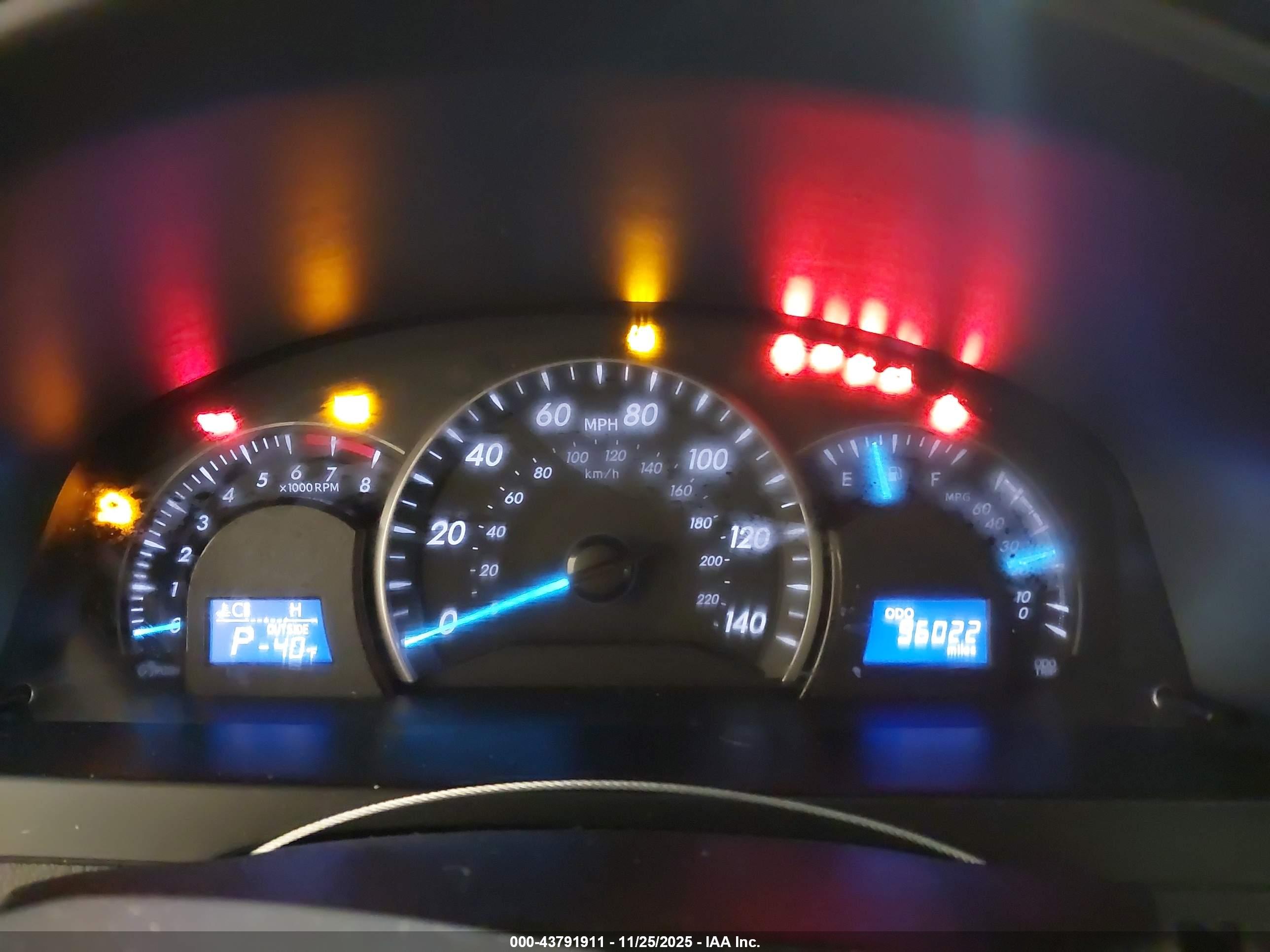 TOYOTA CAMRY image 7