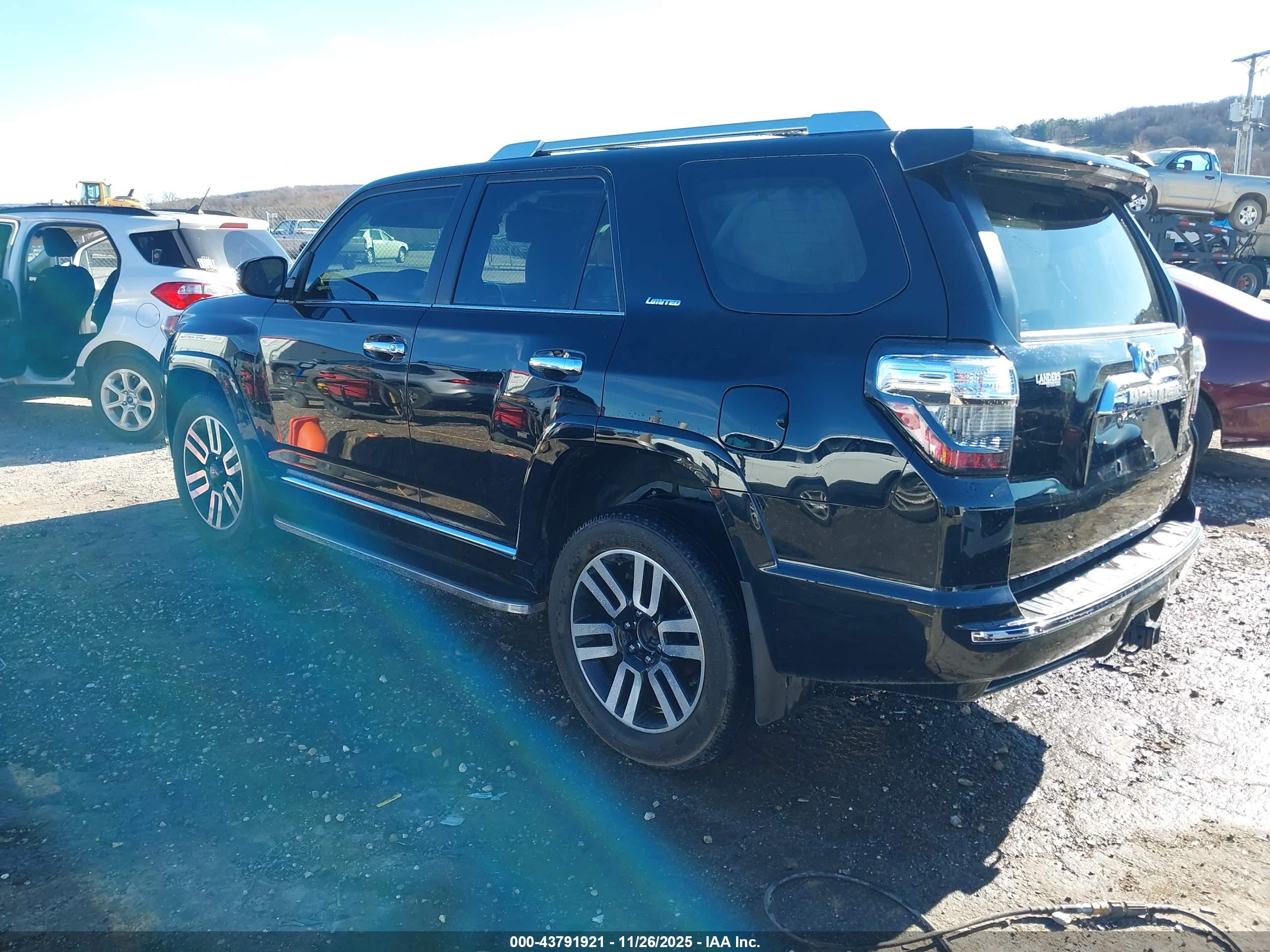 TOYOTA 4RUNNER image 3