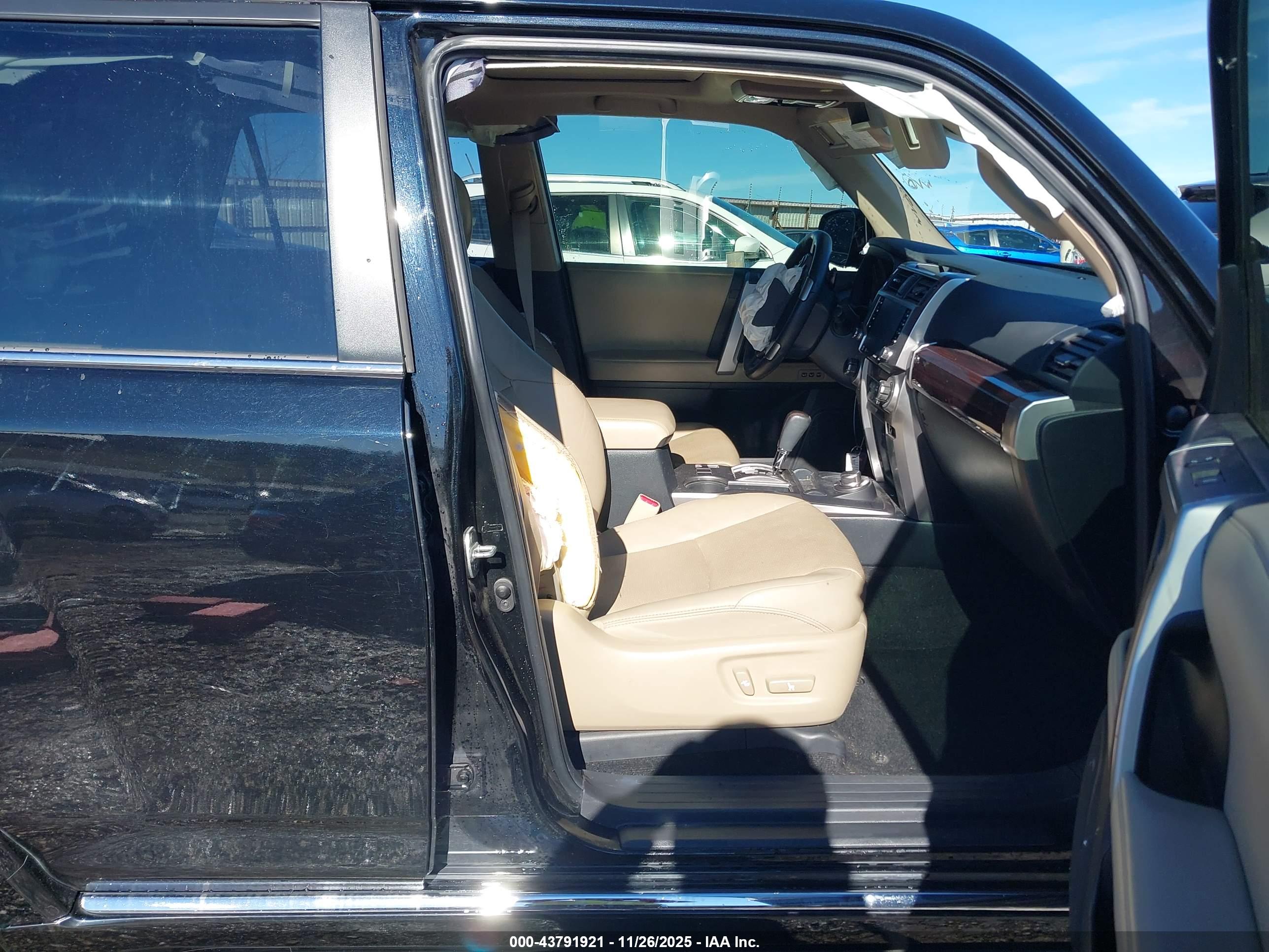 TOYOTA 4RUNNER image 5