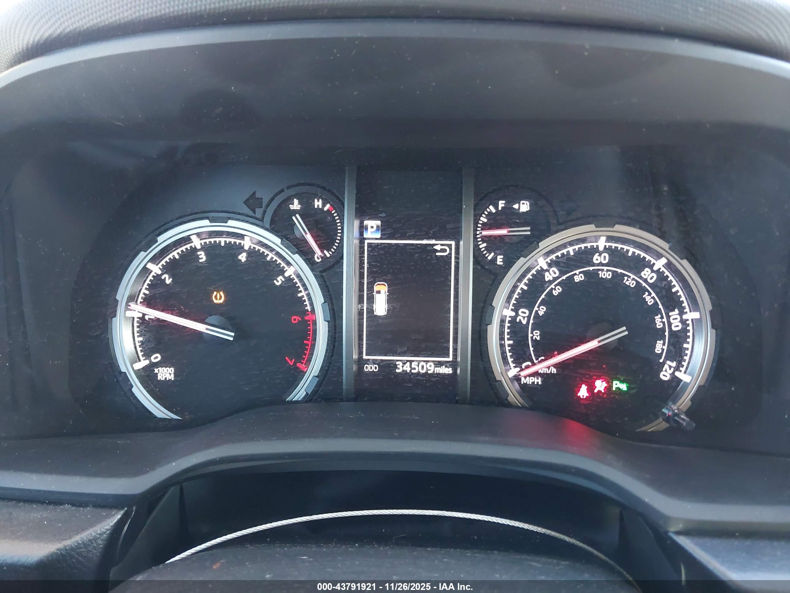 TOYOTA 4RUNNER image 7