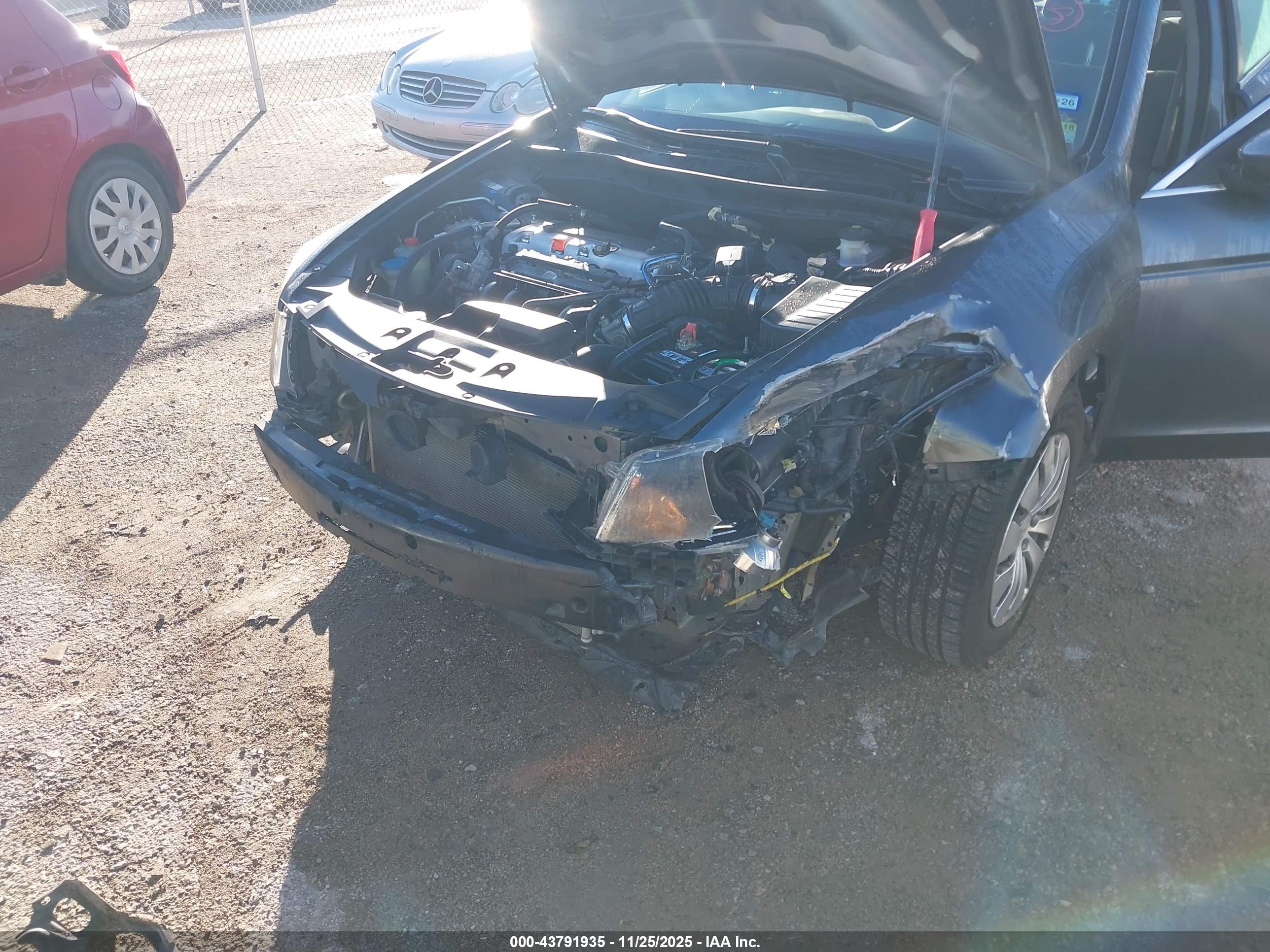 HONDA ACCORD image 6