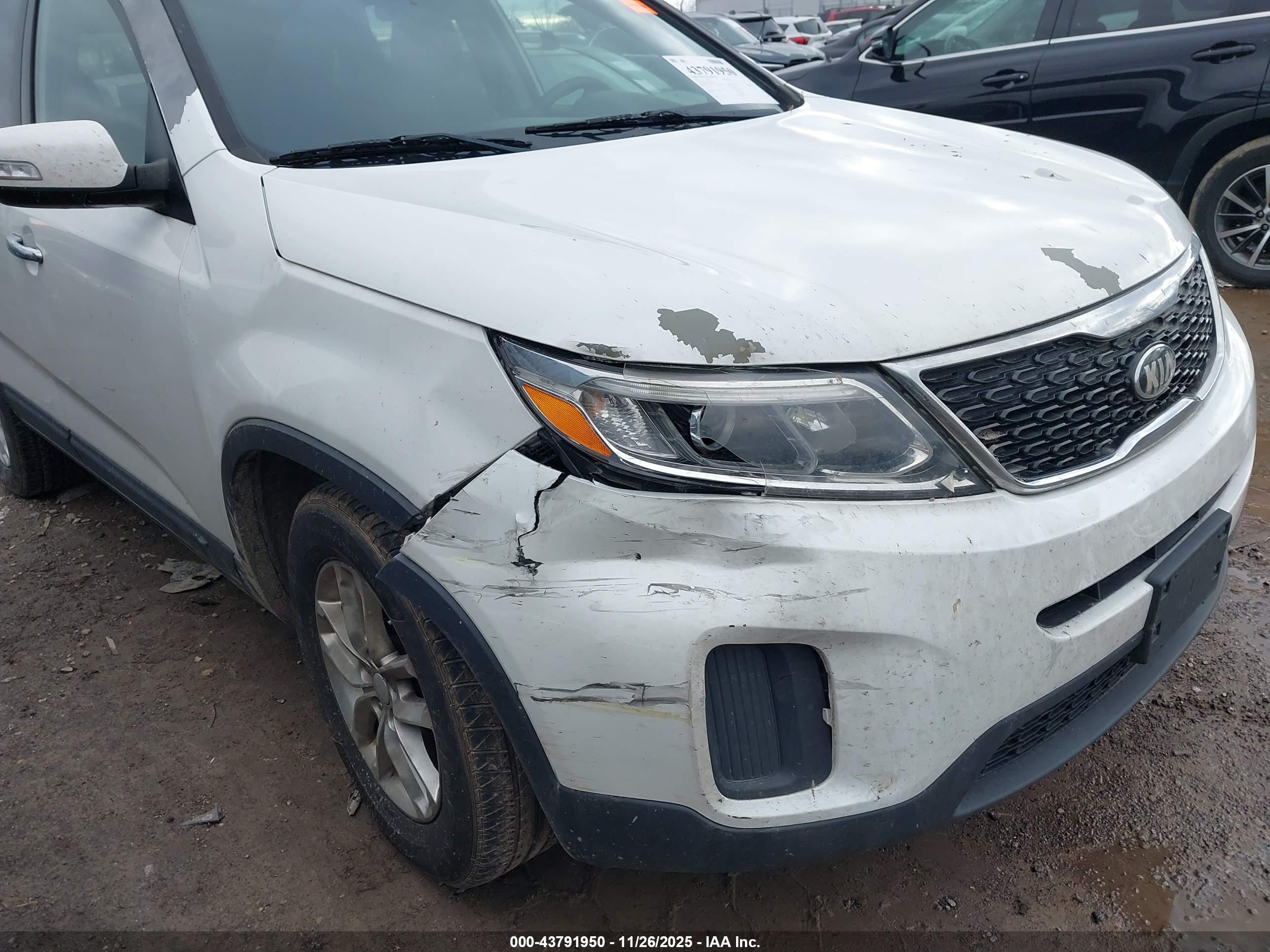 KIA SORENTO image 6