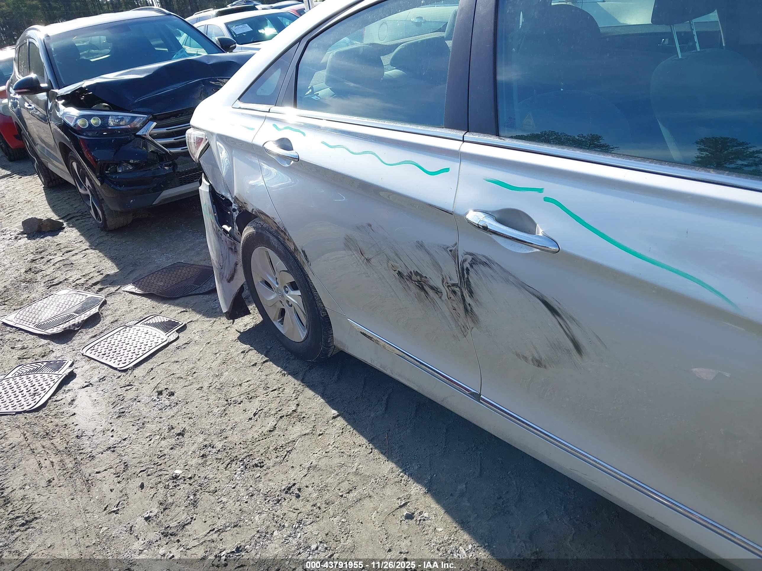 HYUNDAI SONATA image 6