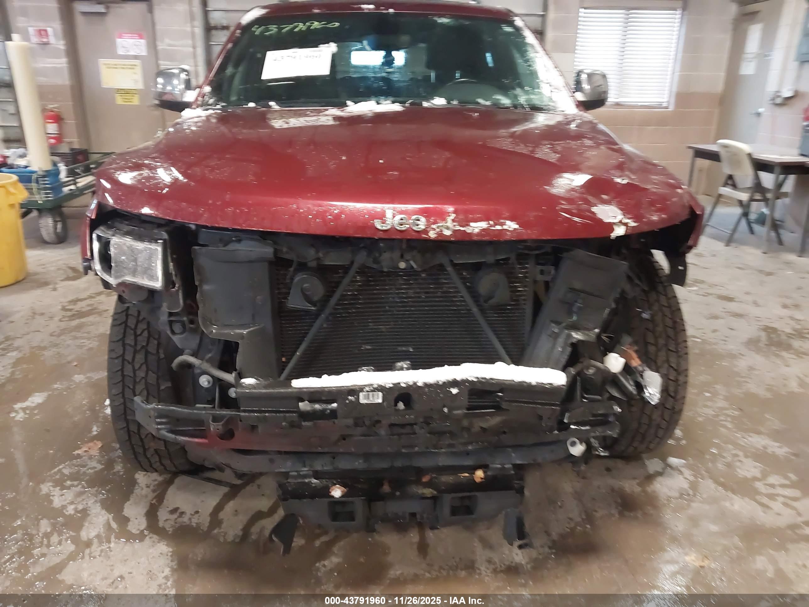 JEEP GRAND image 6