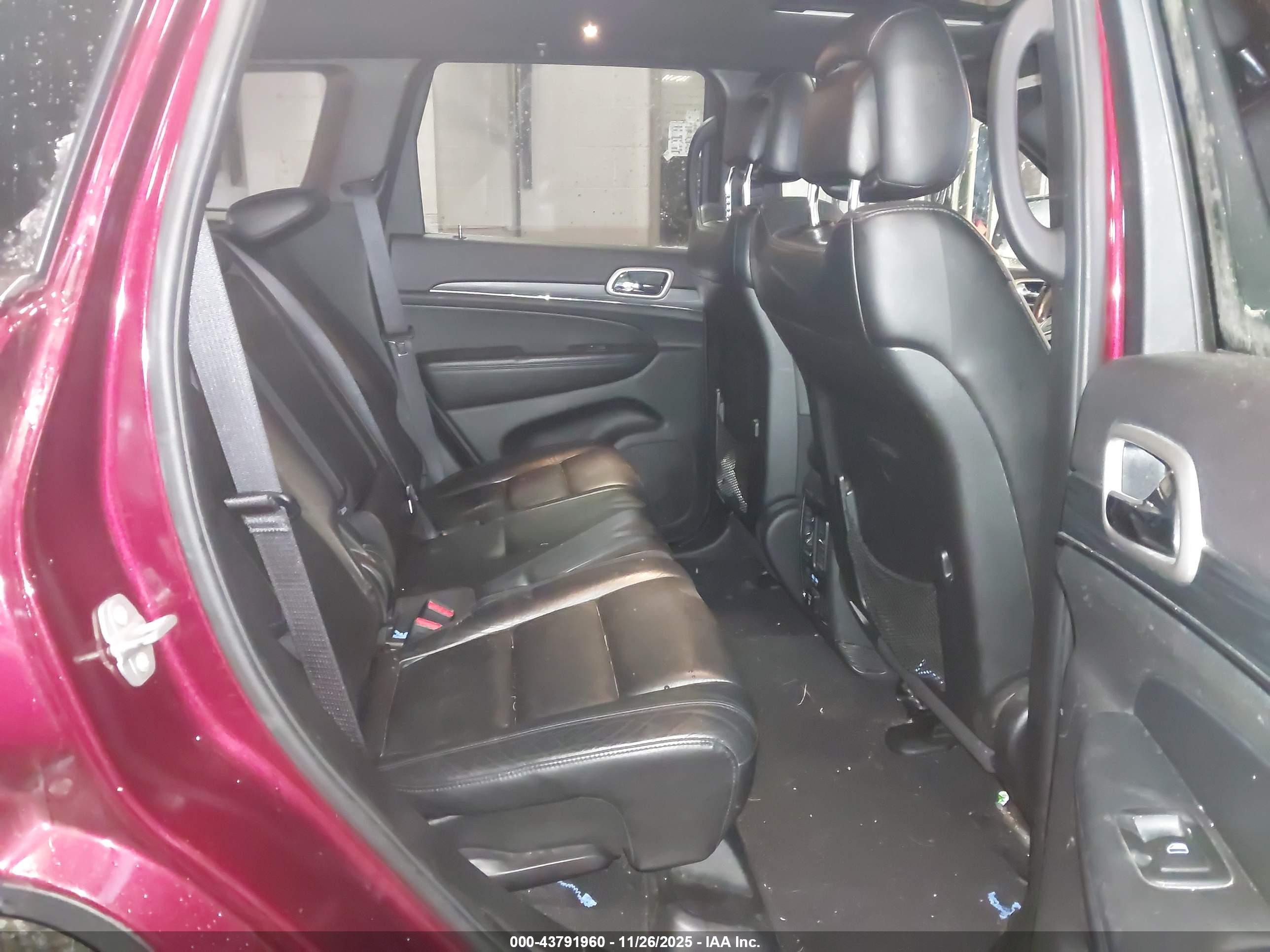 JEEP GRAND image 8