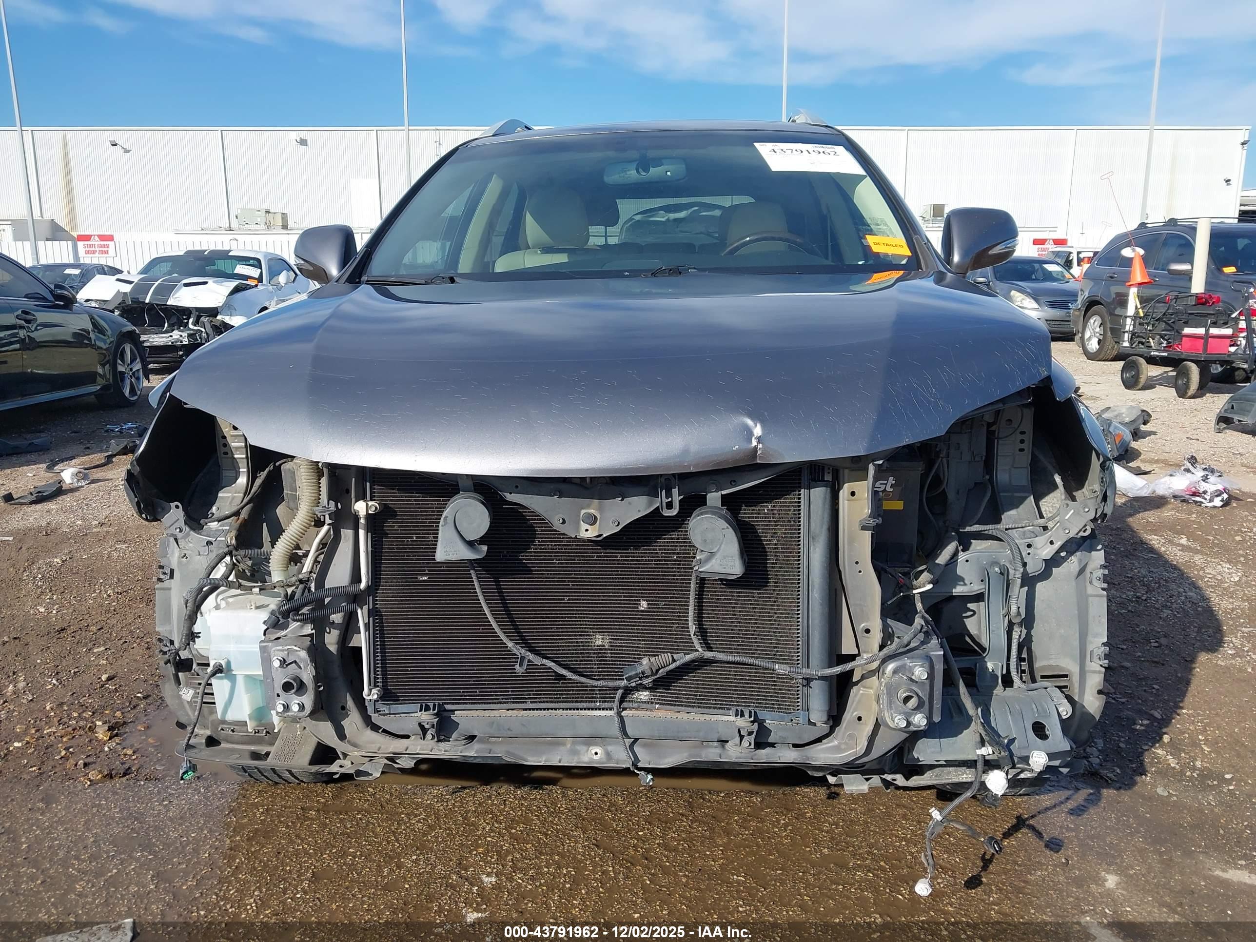 LEXUS RX image 6