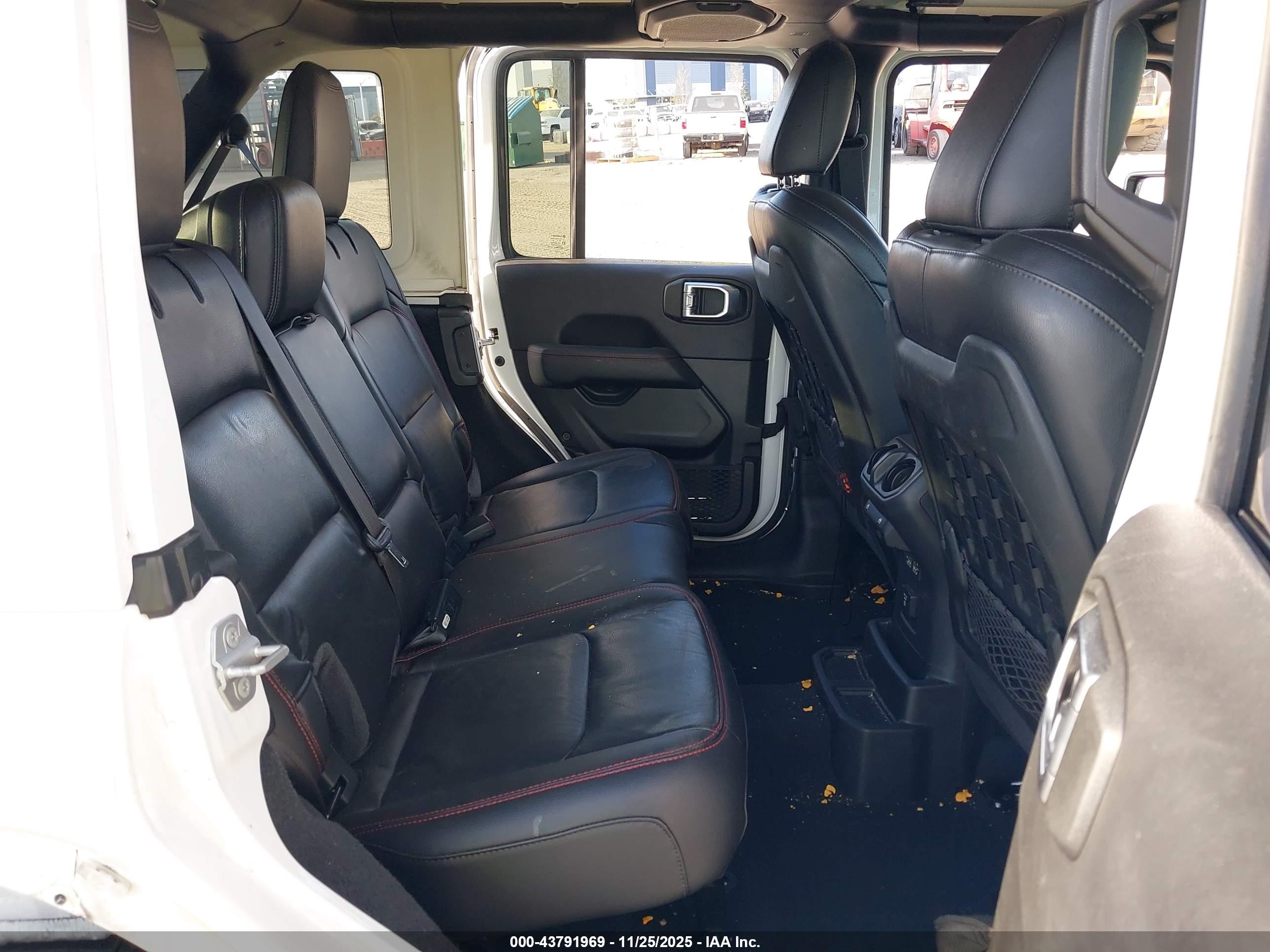 JEEP WRANGLER image 8