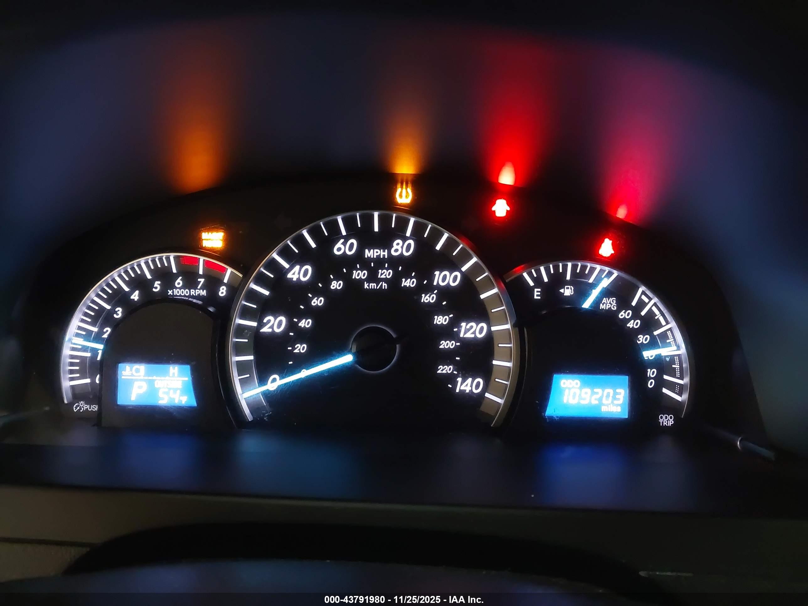 TOYOTA CAMRY image 7