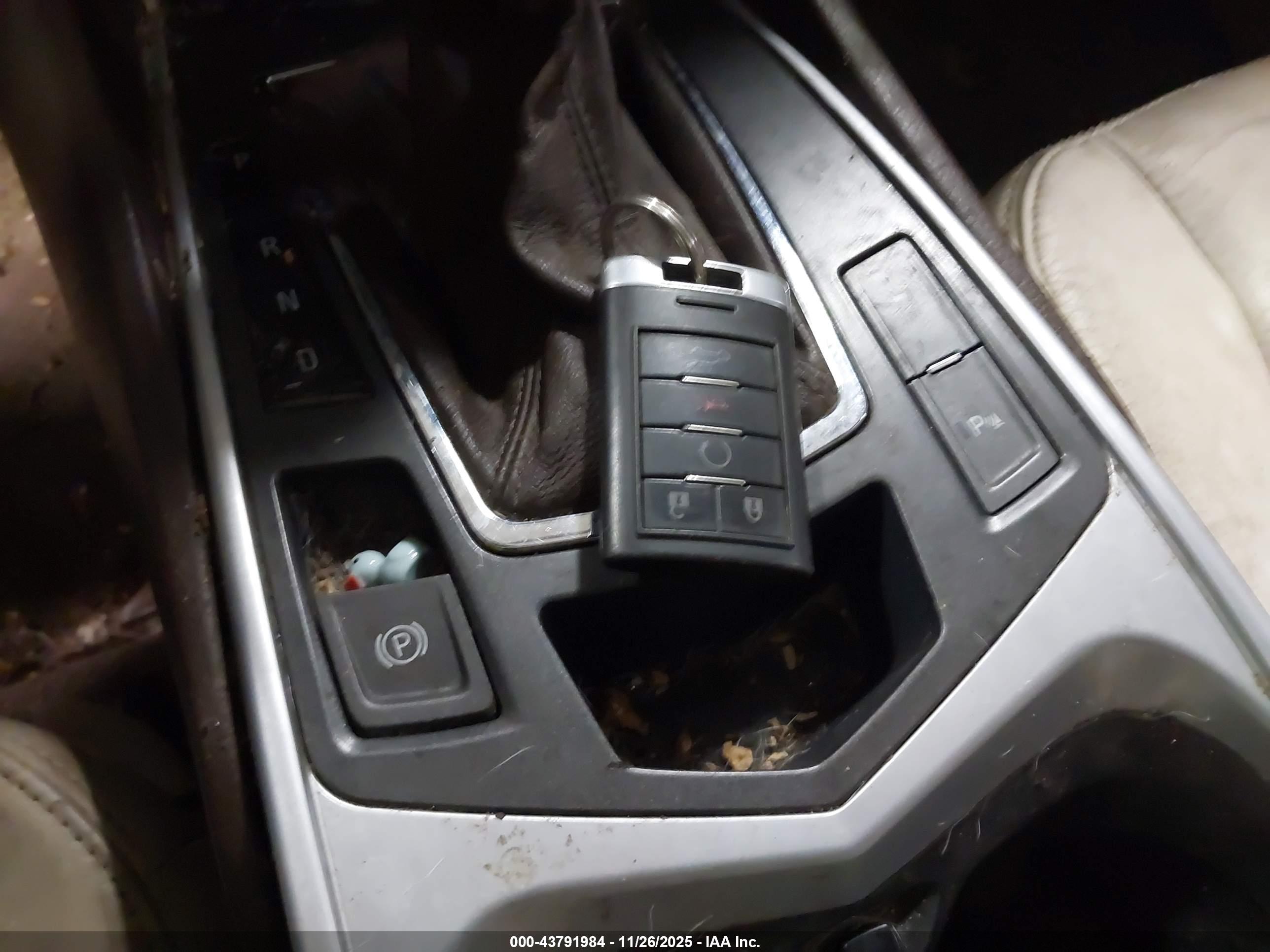 CADILLAC SRX image 11