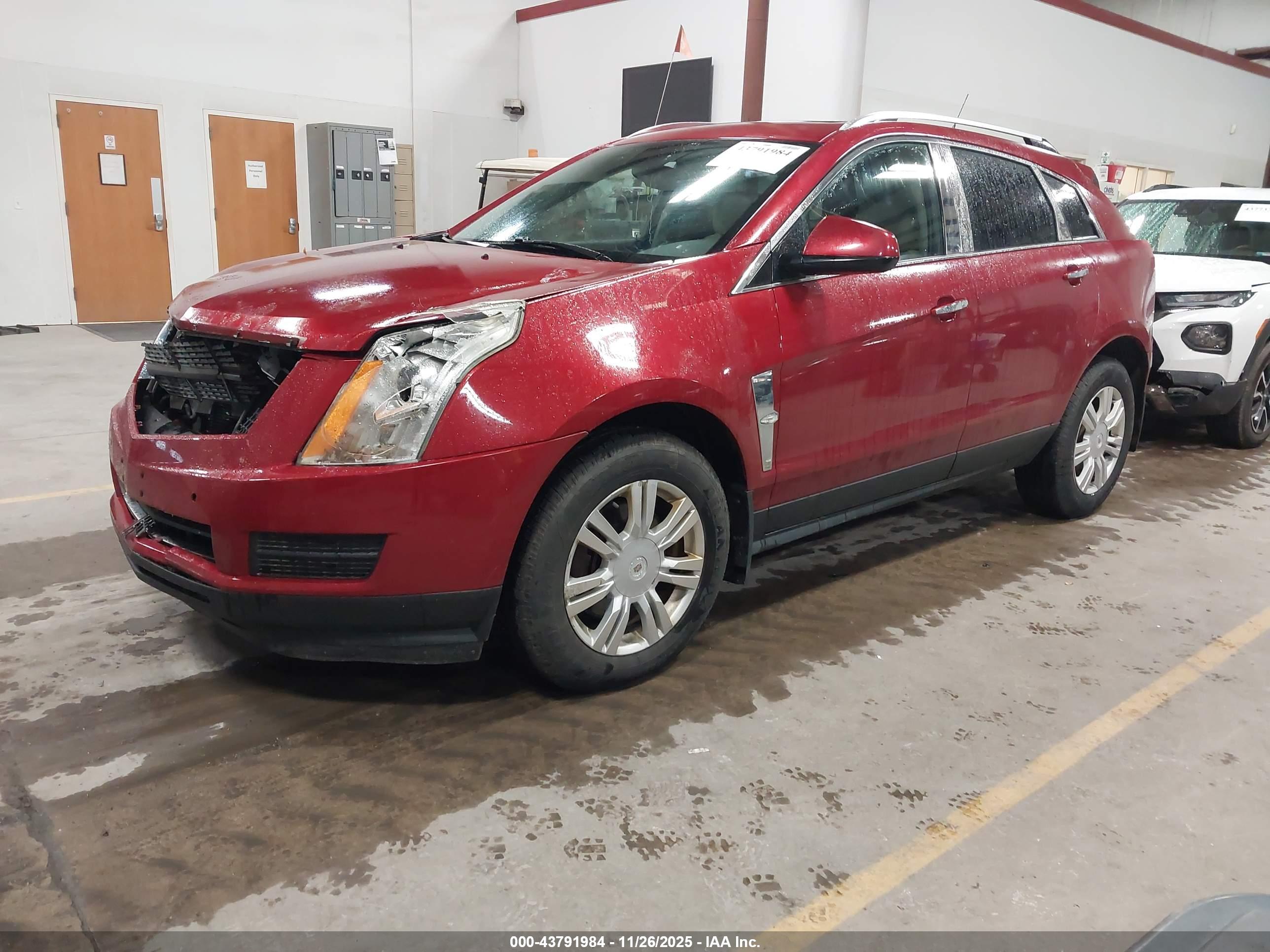 CADILLAC SRX image 2