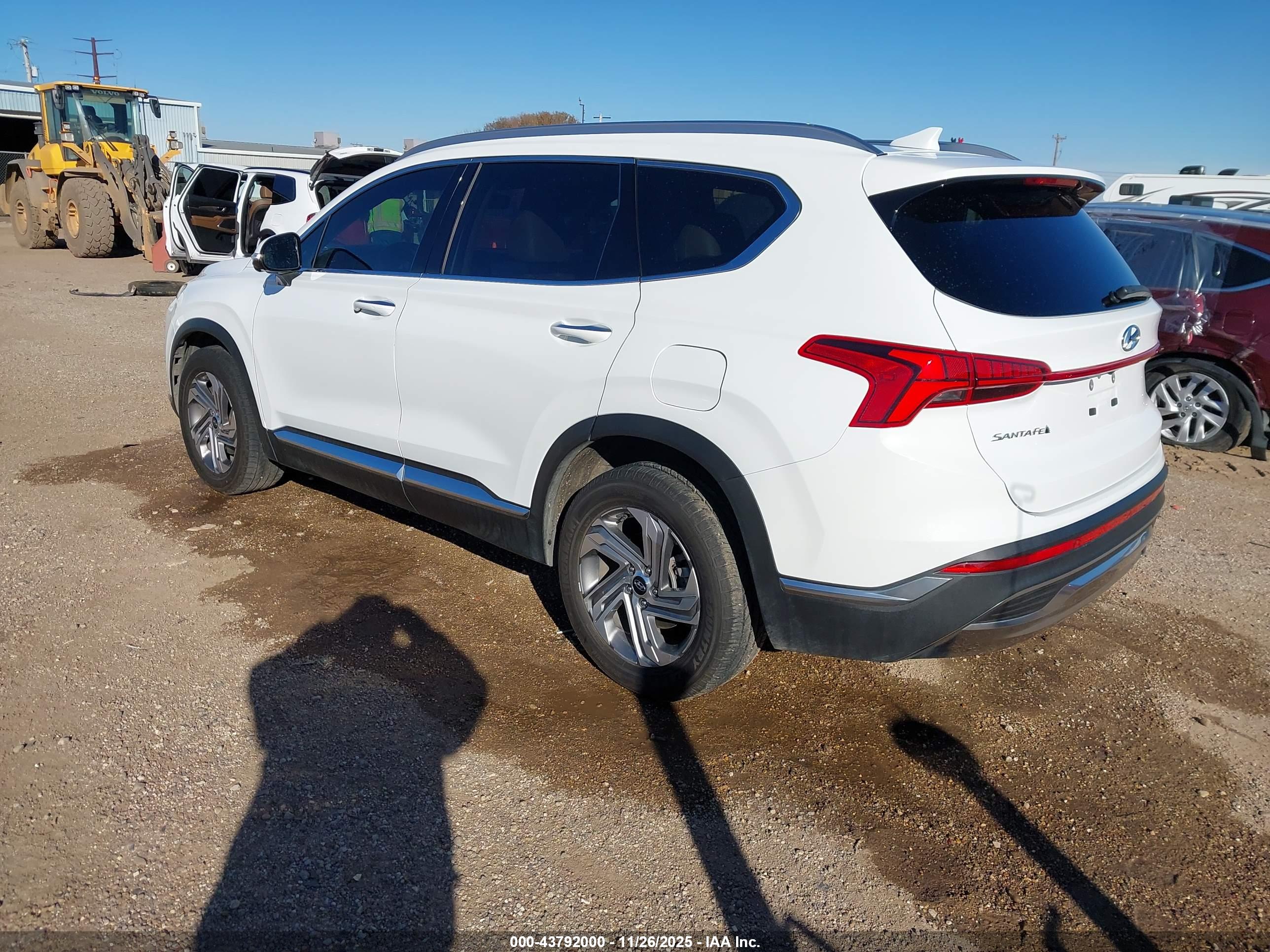HYUNDAI SANTA image 3