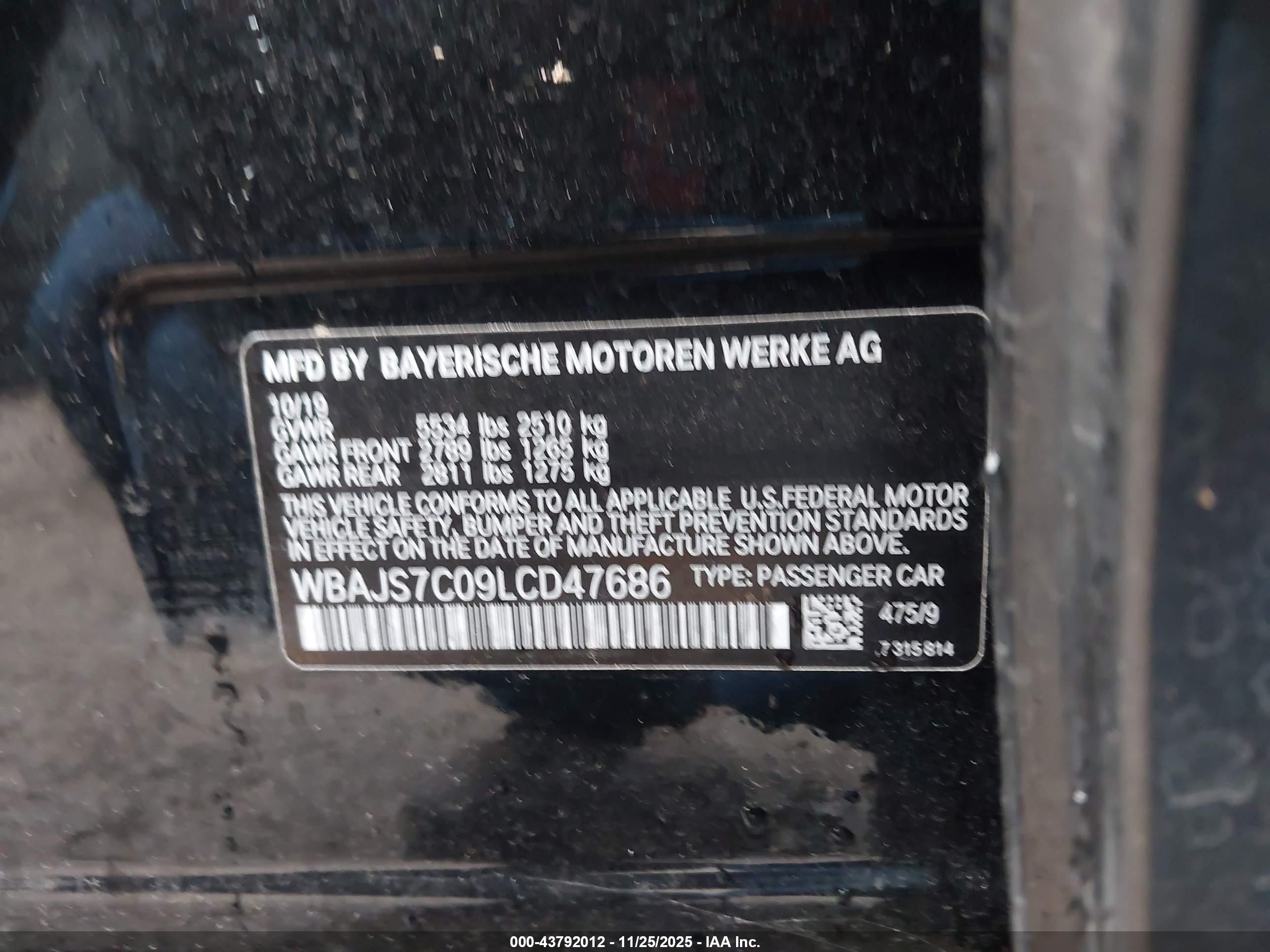 BMW M550I image 9