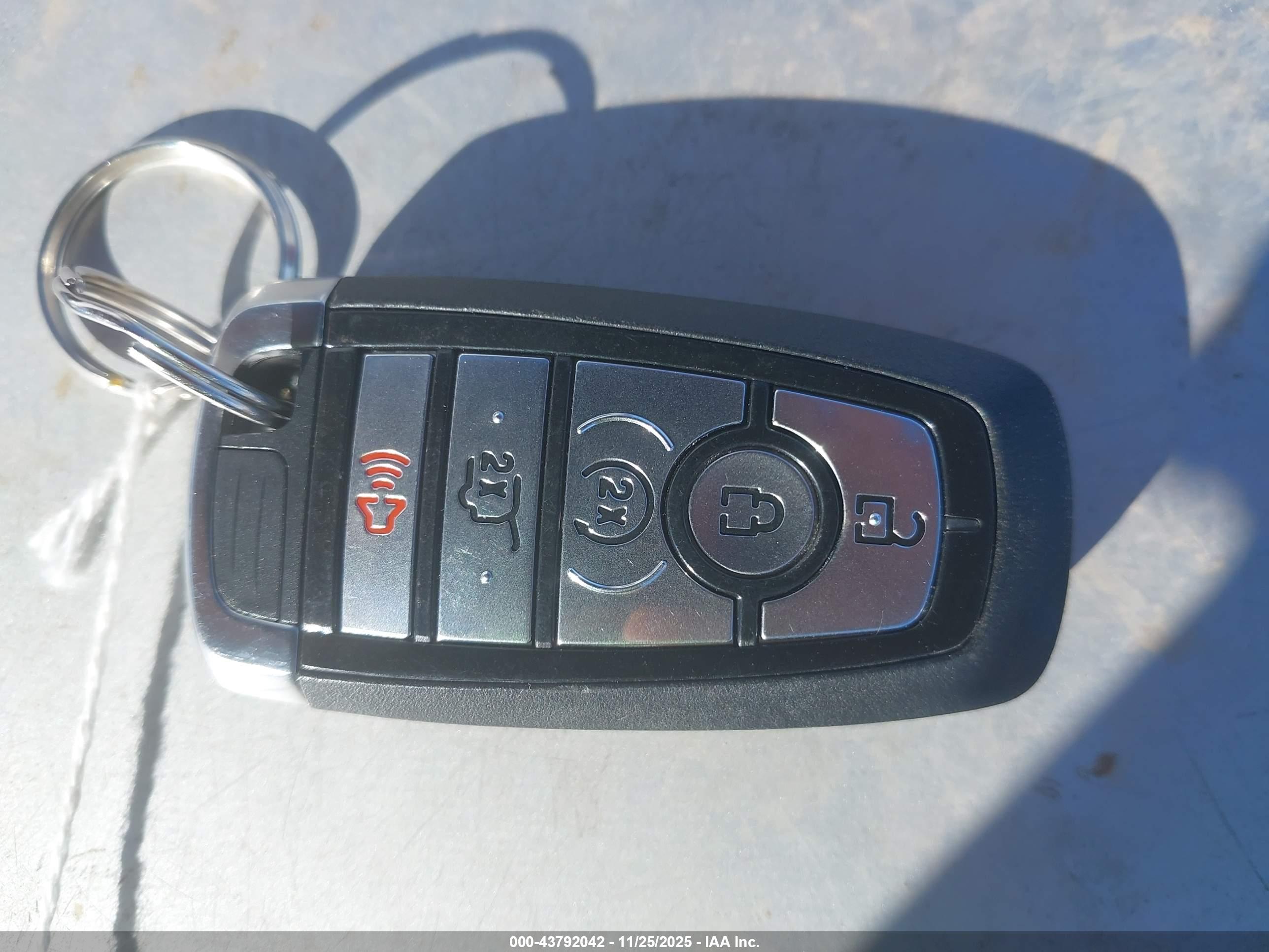 FORD EXPEDITION image 11