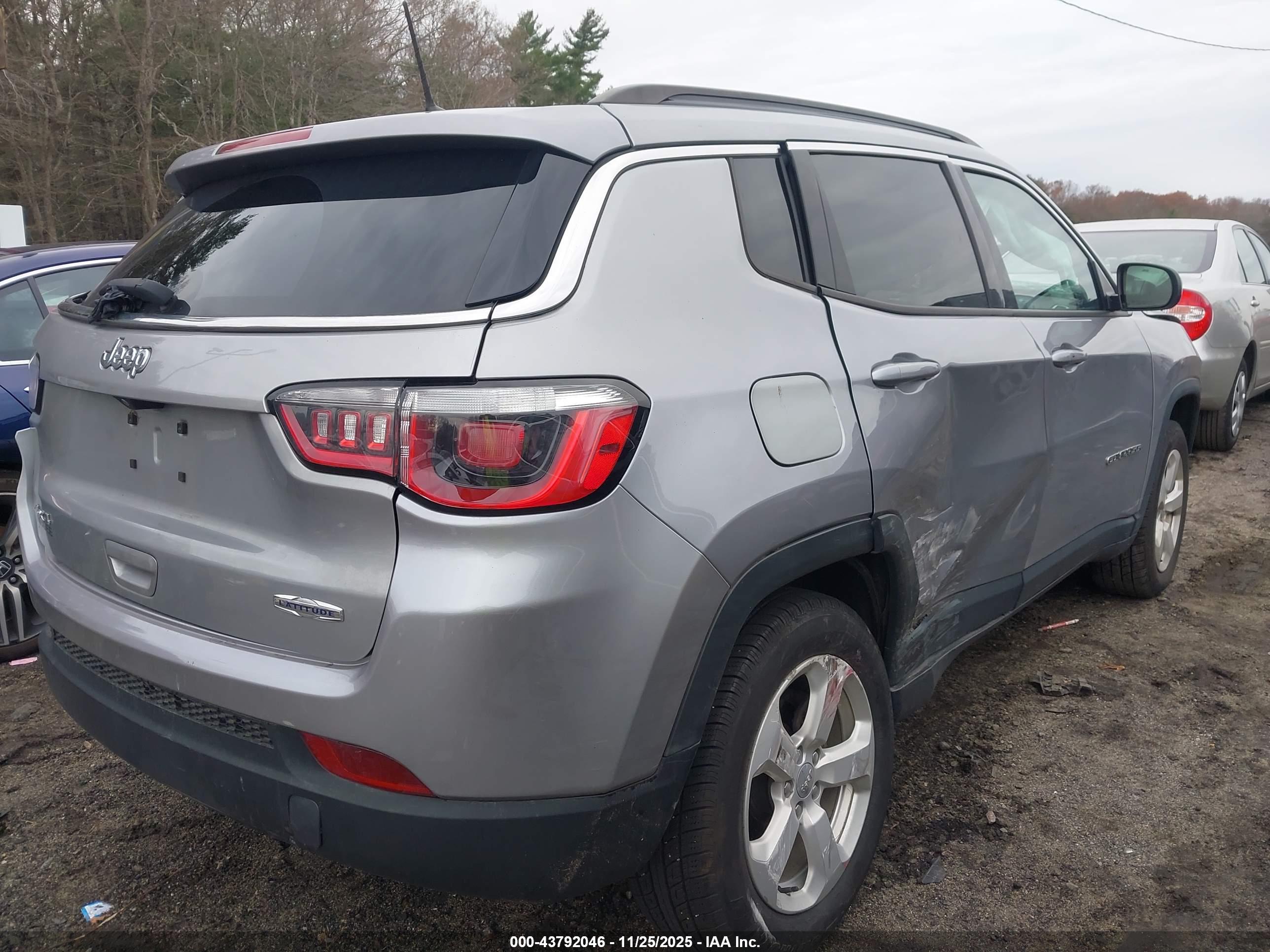 JEEP COMPASS image 4