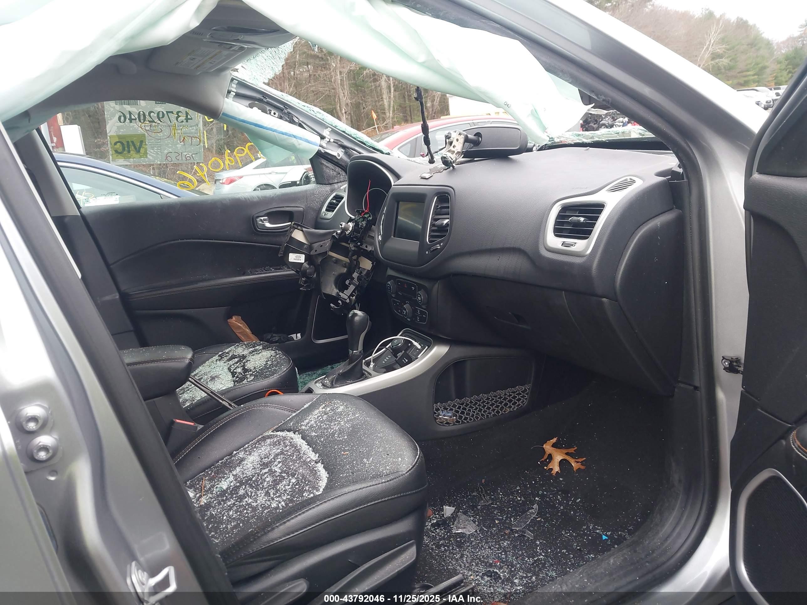 JEEP COMPASS image 5