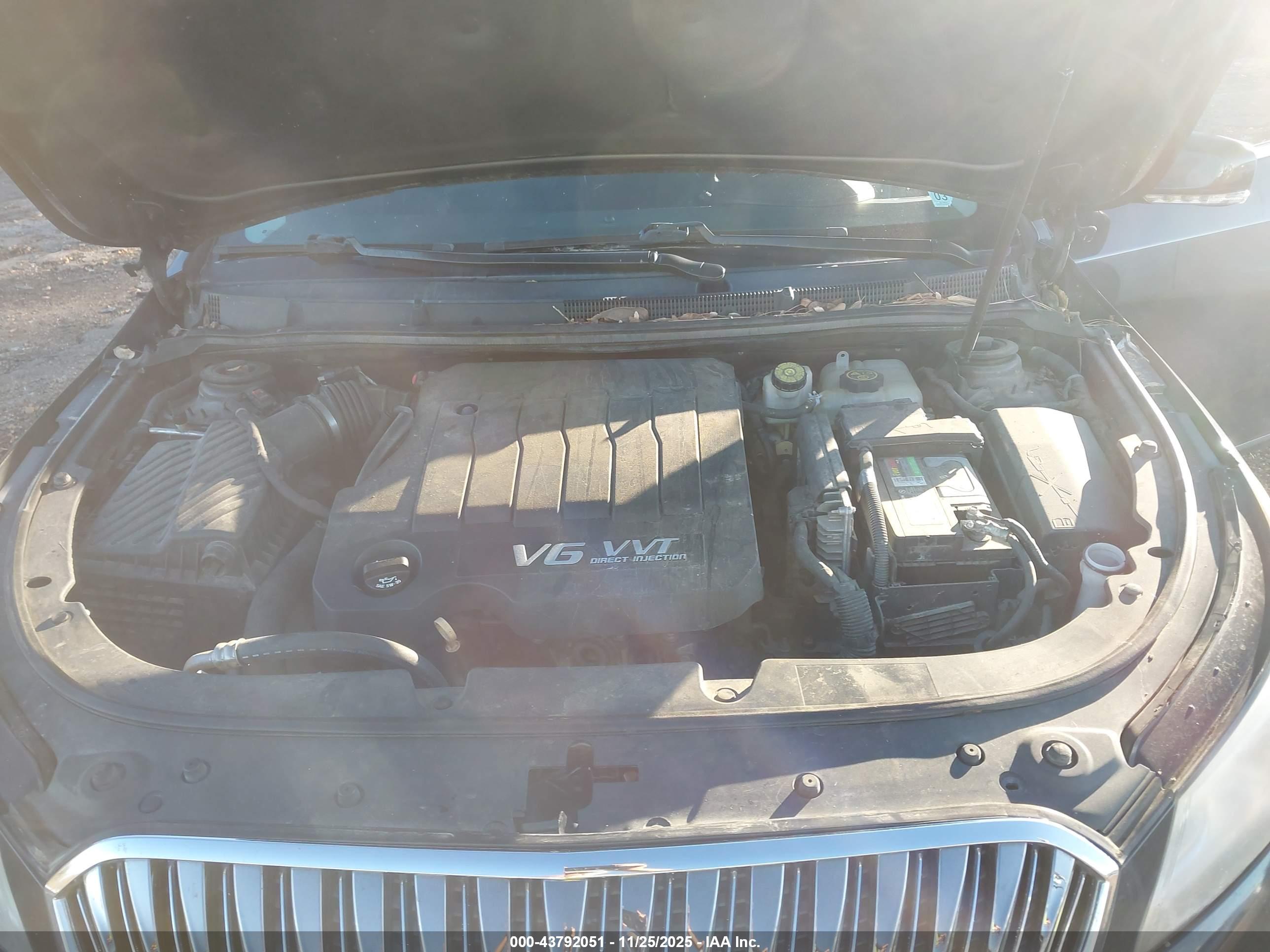 BUICK LACROSSE image 10