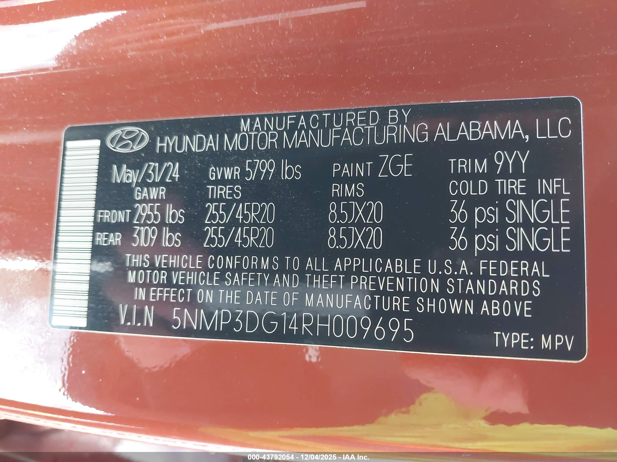 HYUNDAI SANTA image 9