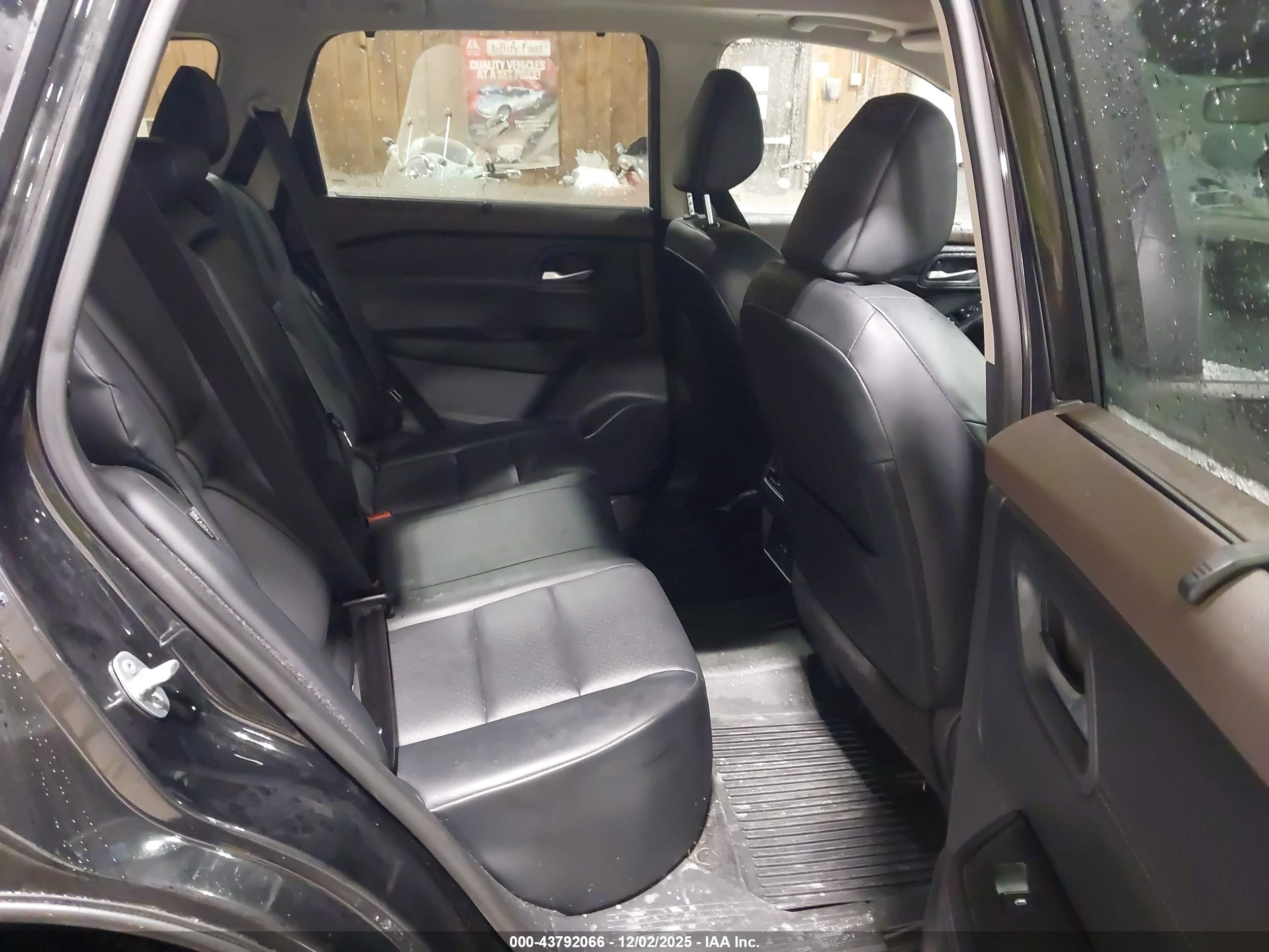 NISSAN ROGUE image 8