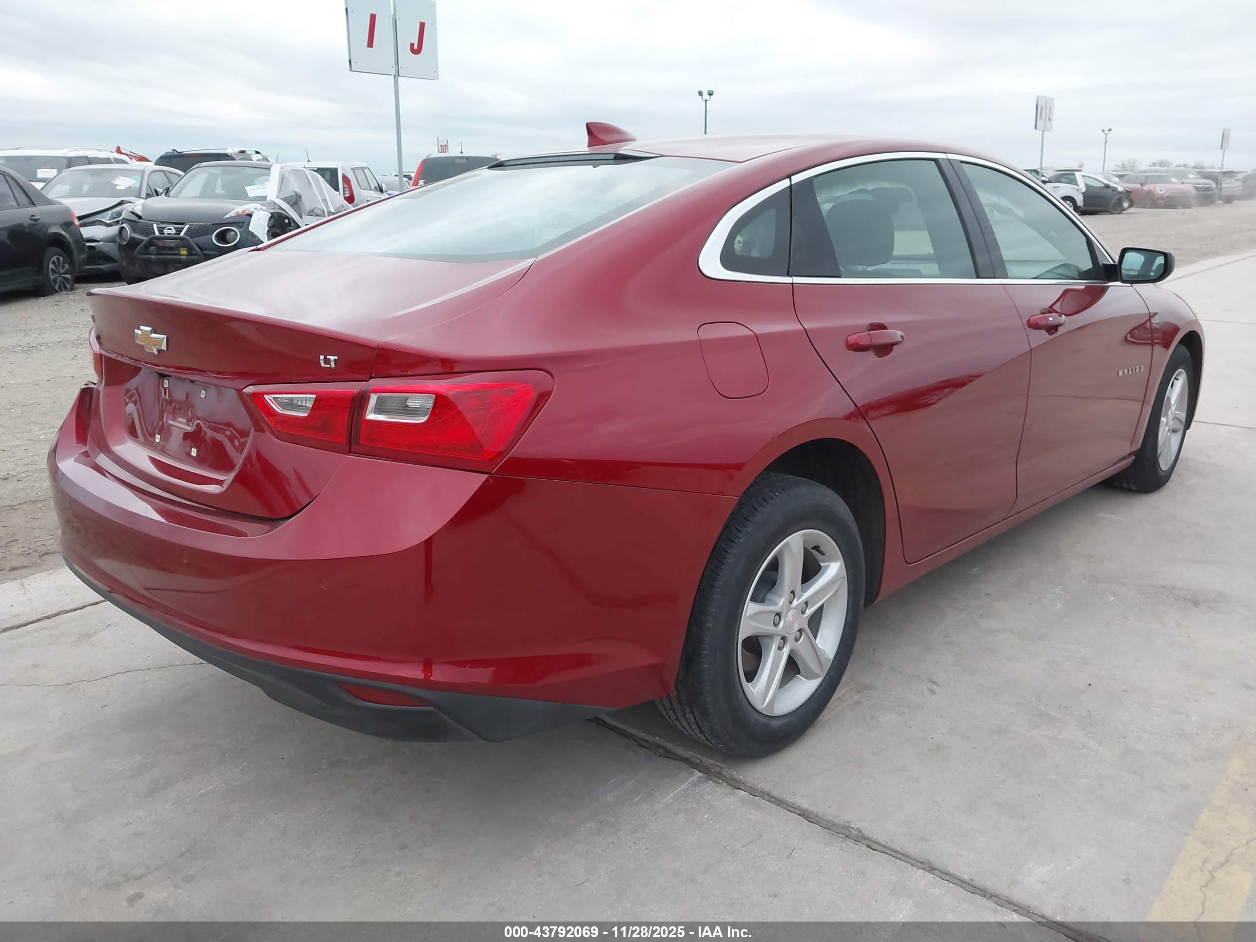 CHEVROLET MALIBU image 4