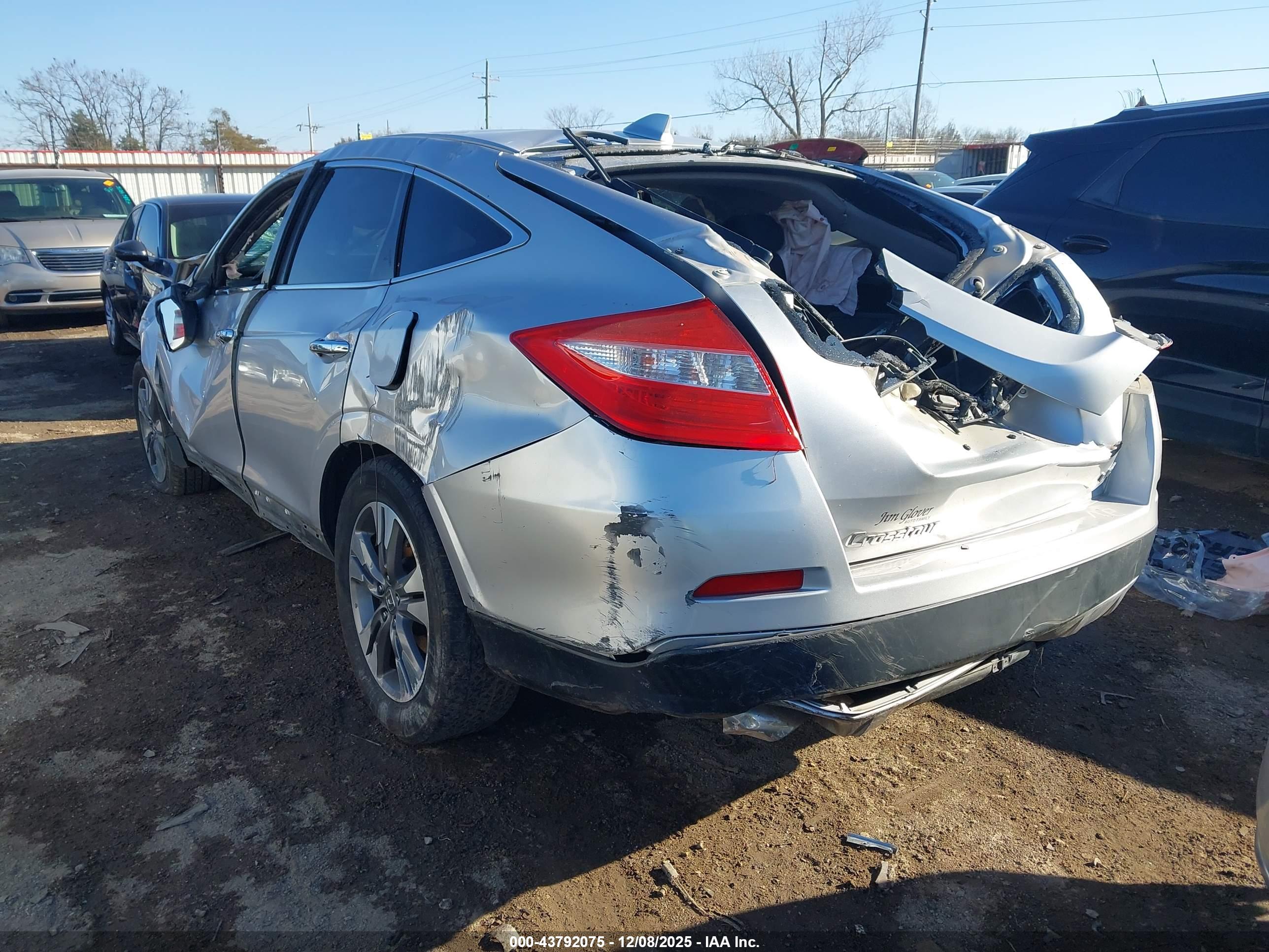 HONDA CROSSTOUR image 3